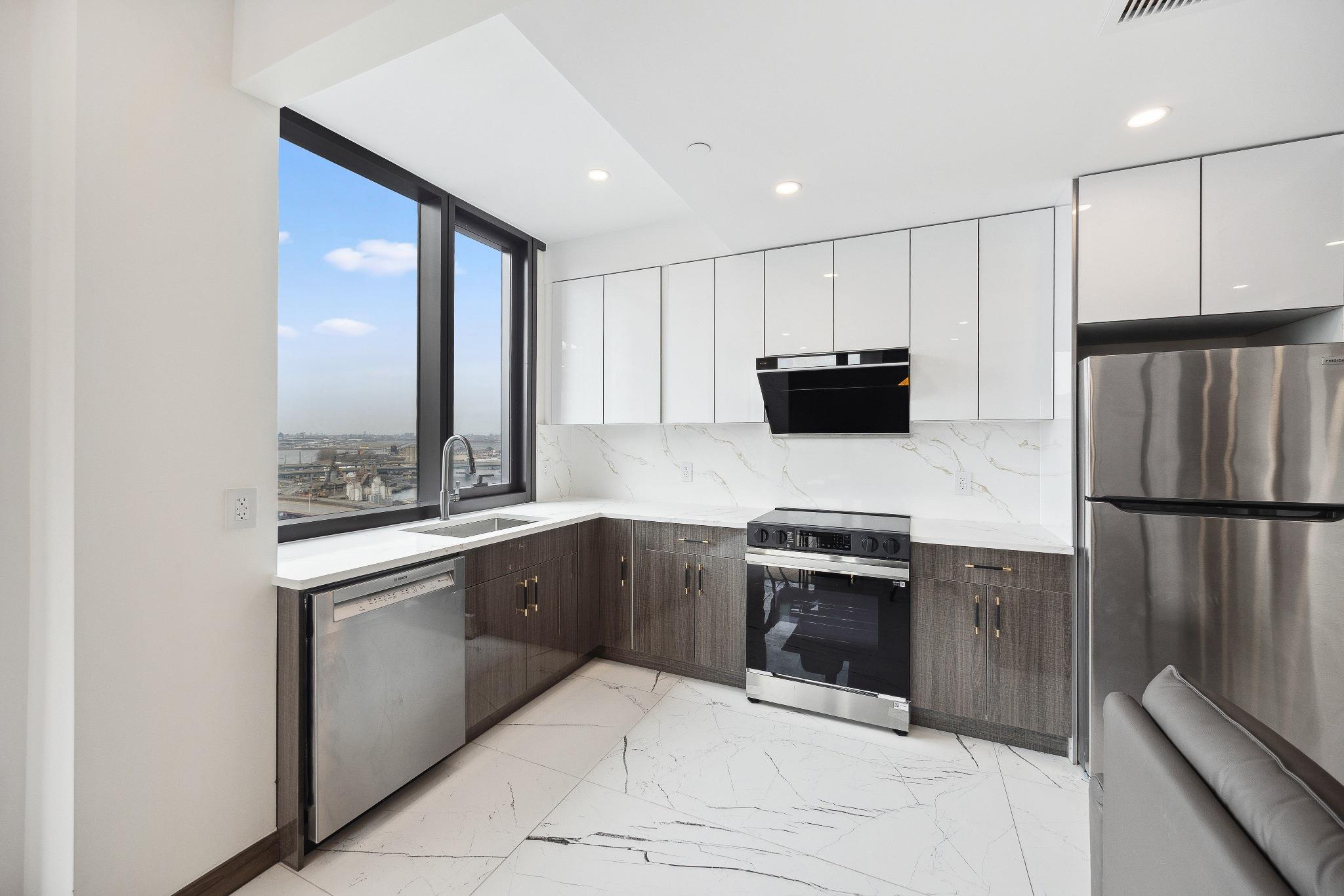 36-21 Prince Street # 5B, Flushing, NY 11354