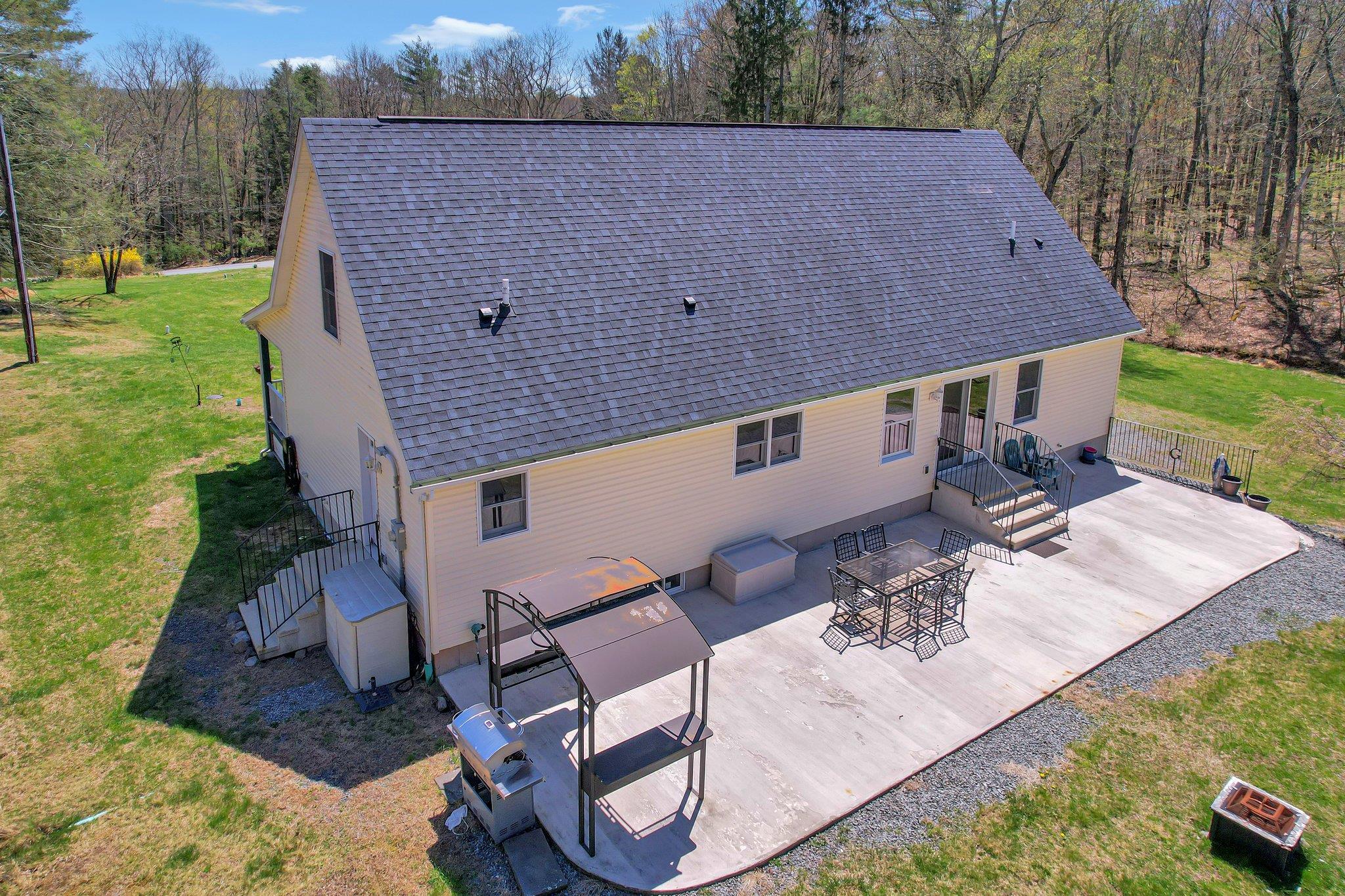 65 York Lake Road, Barryville, NY 12719