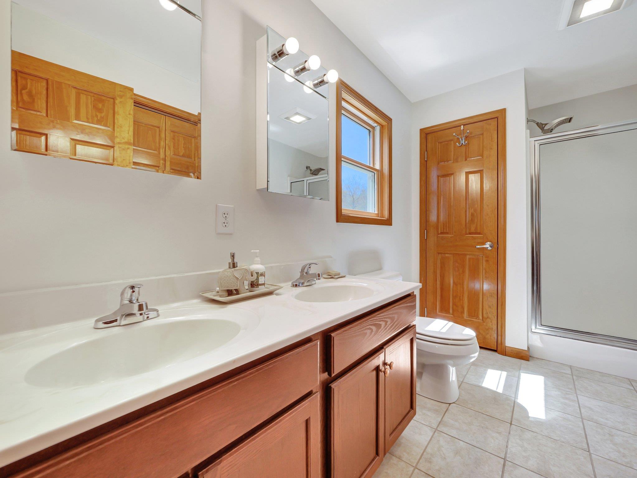 65 York Lake Road, Barryville, NY 12719