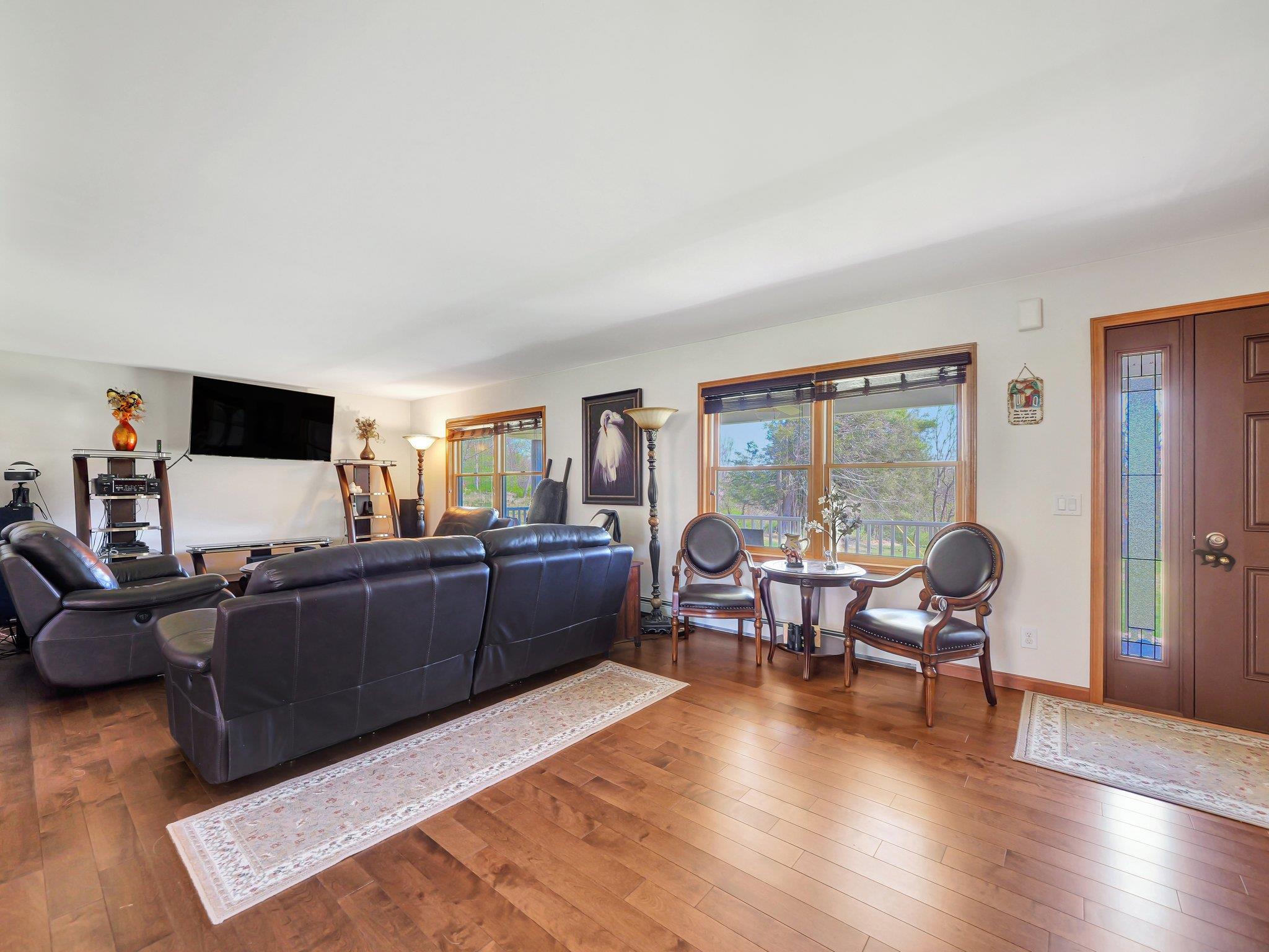 65 York Lake Road, Barryville, NY 12719