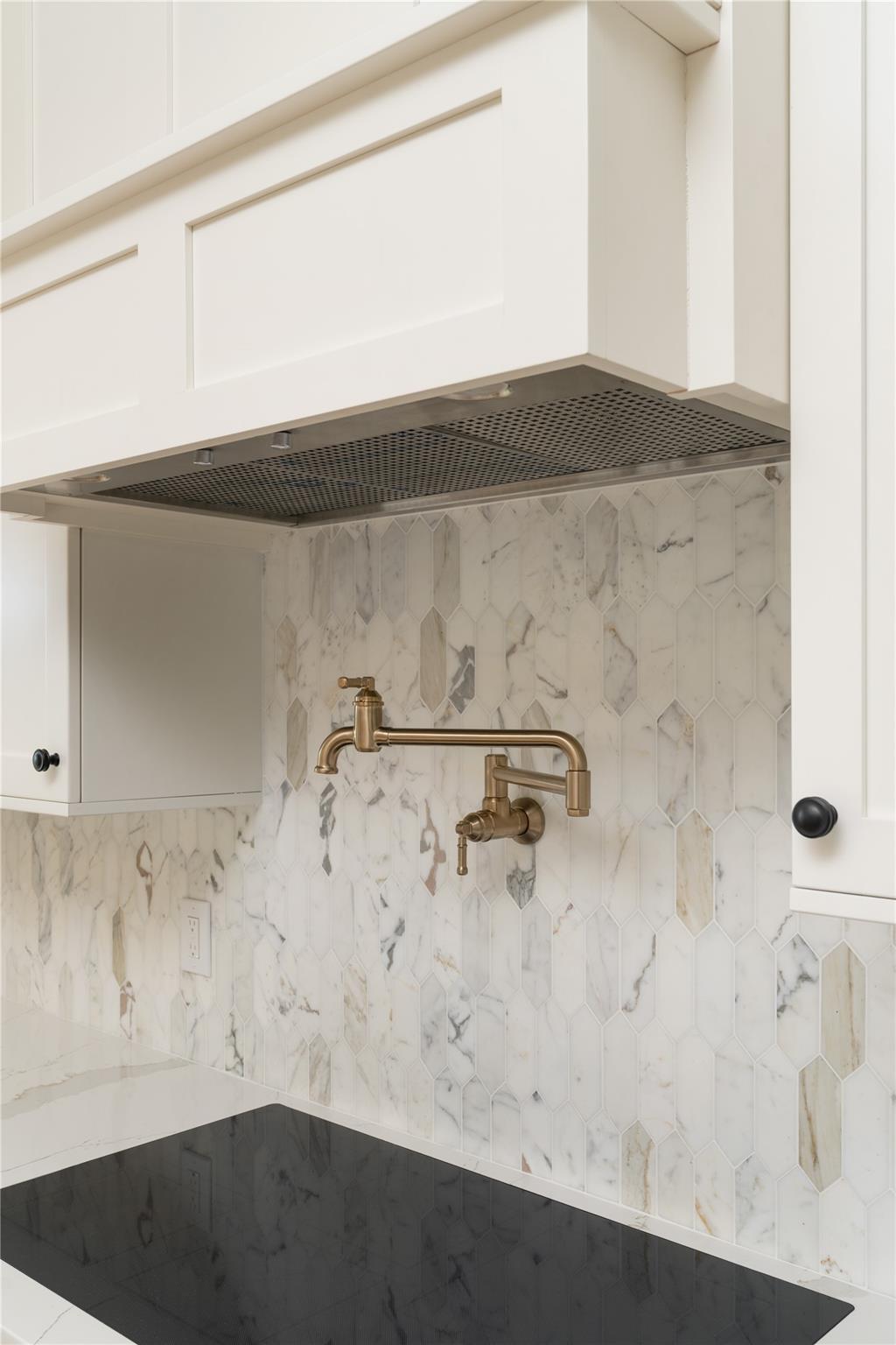 97 Club Drive N, Baiting Hollow, NY 11933