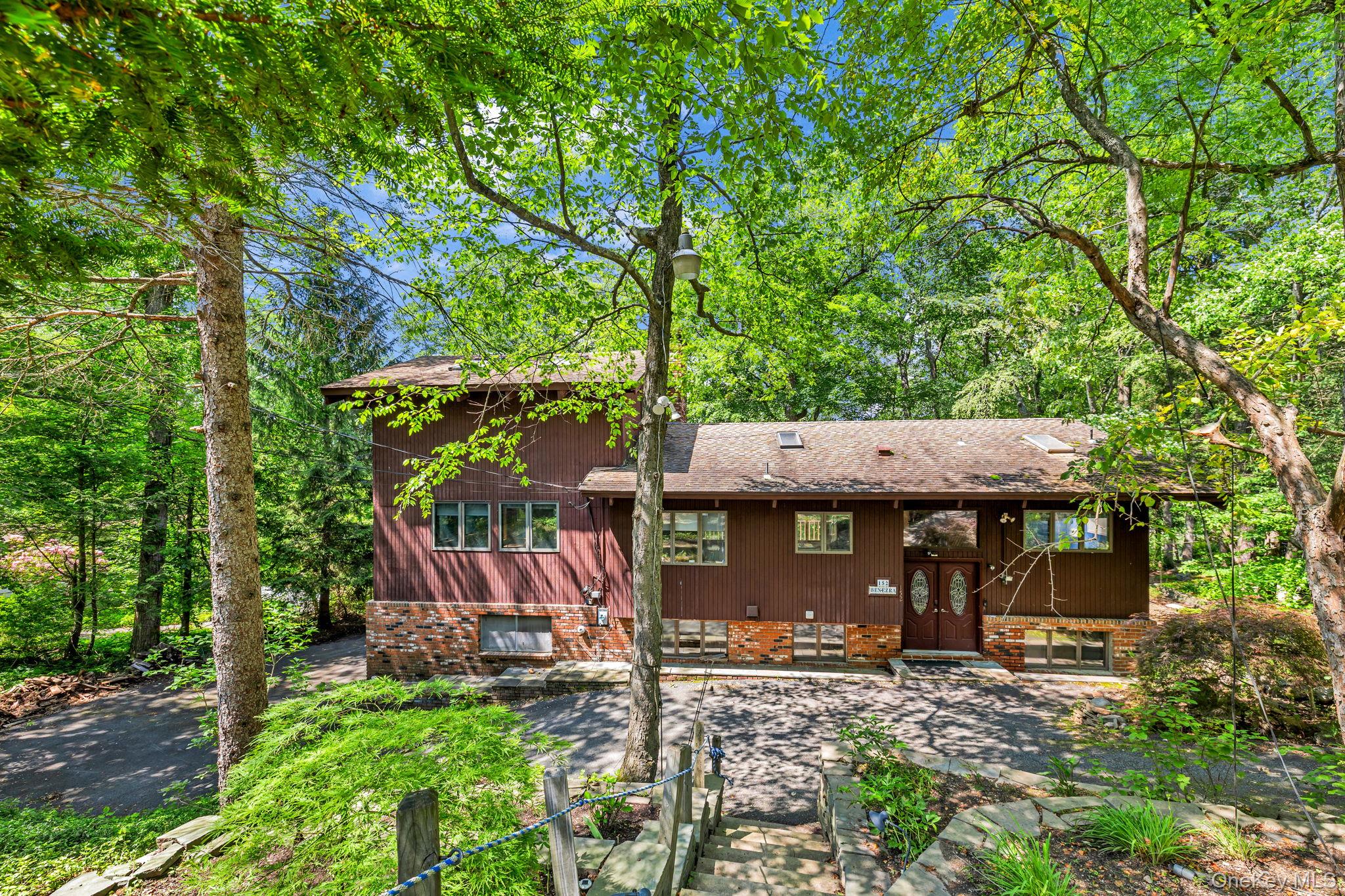 152 Fawn Hill Road, Tuxedo Park, NY 10987