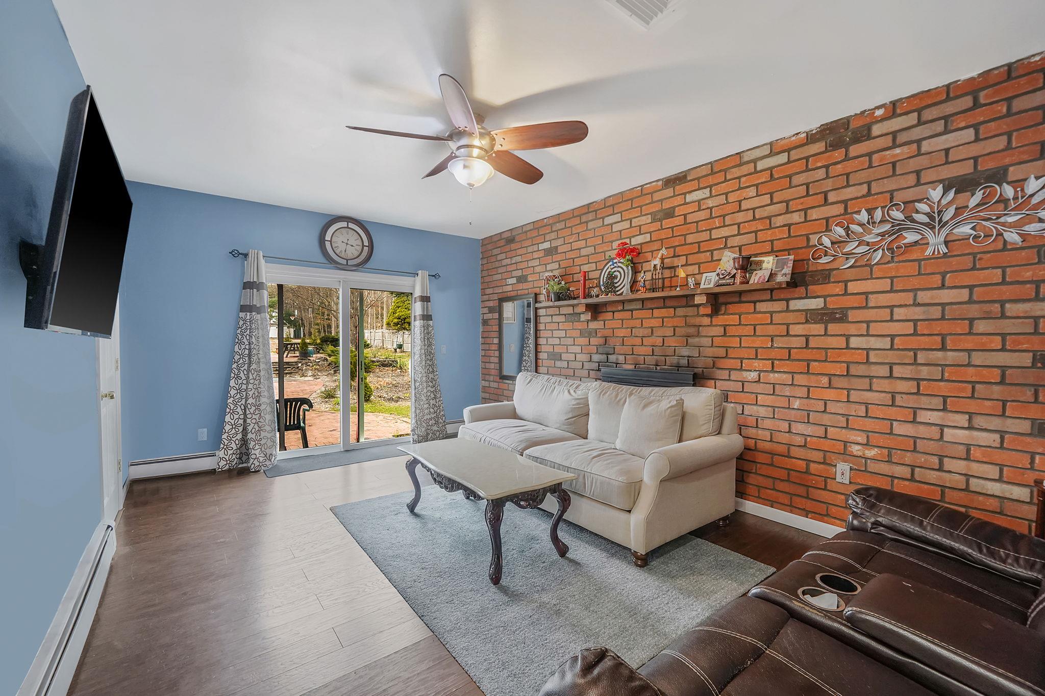 243 Seneca Avenue Dix Hills, Dix Hills, NY 11040