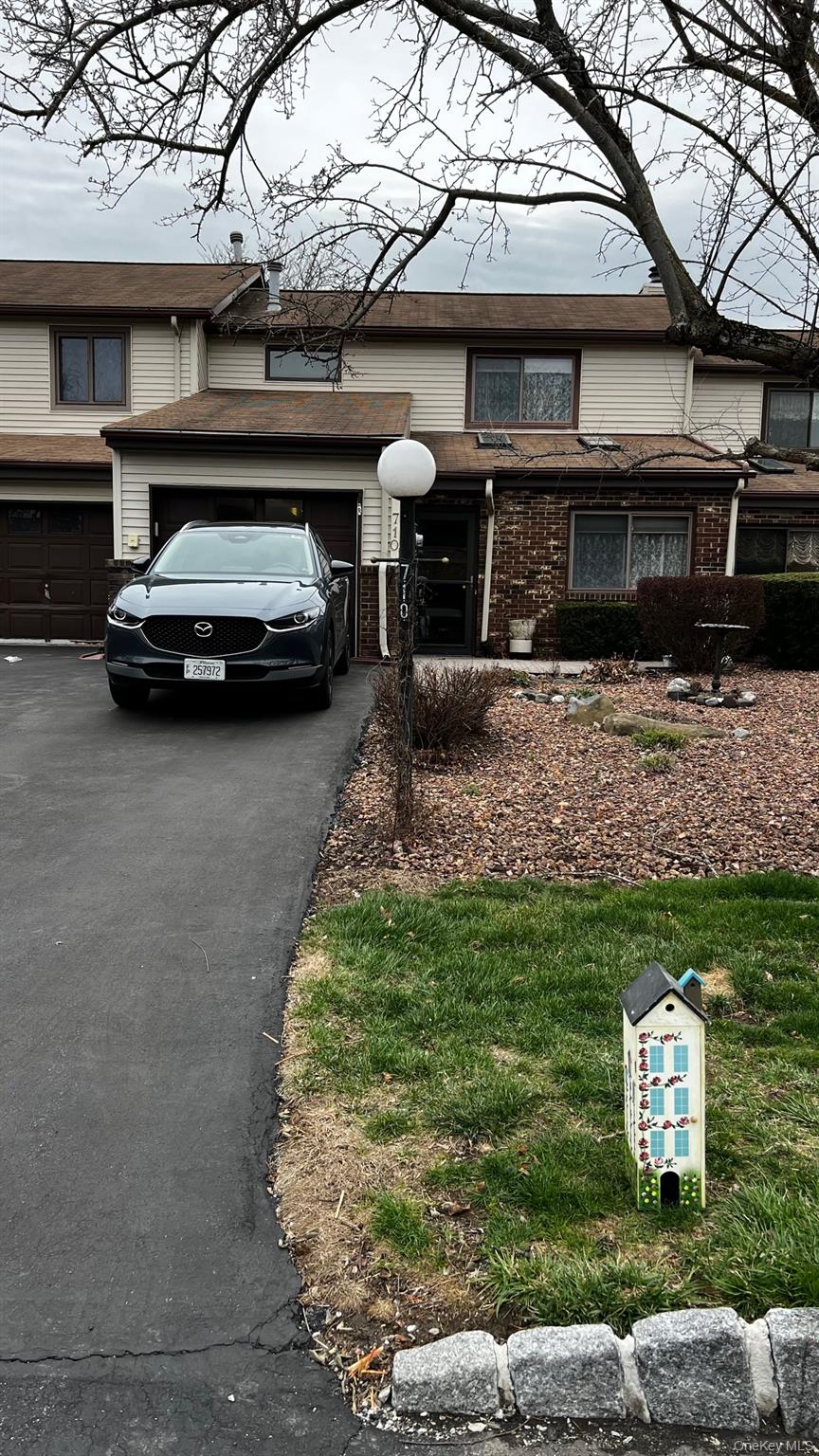 710 Hewitt Lane, New Windsor, NY 12553