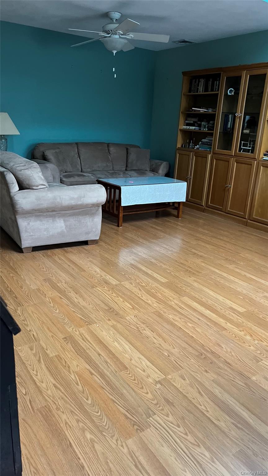 710 Hewitt Lane, New Windsor, NY 12553