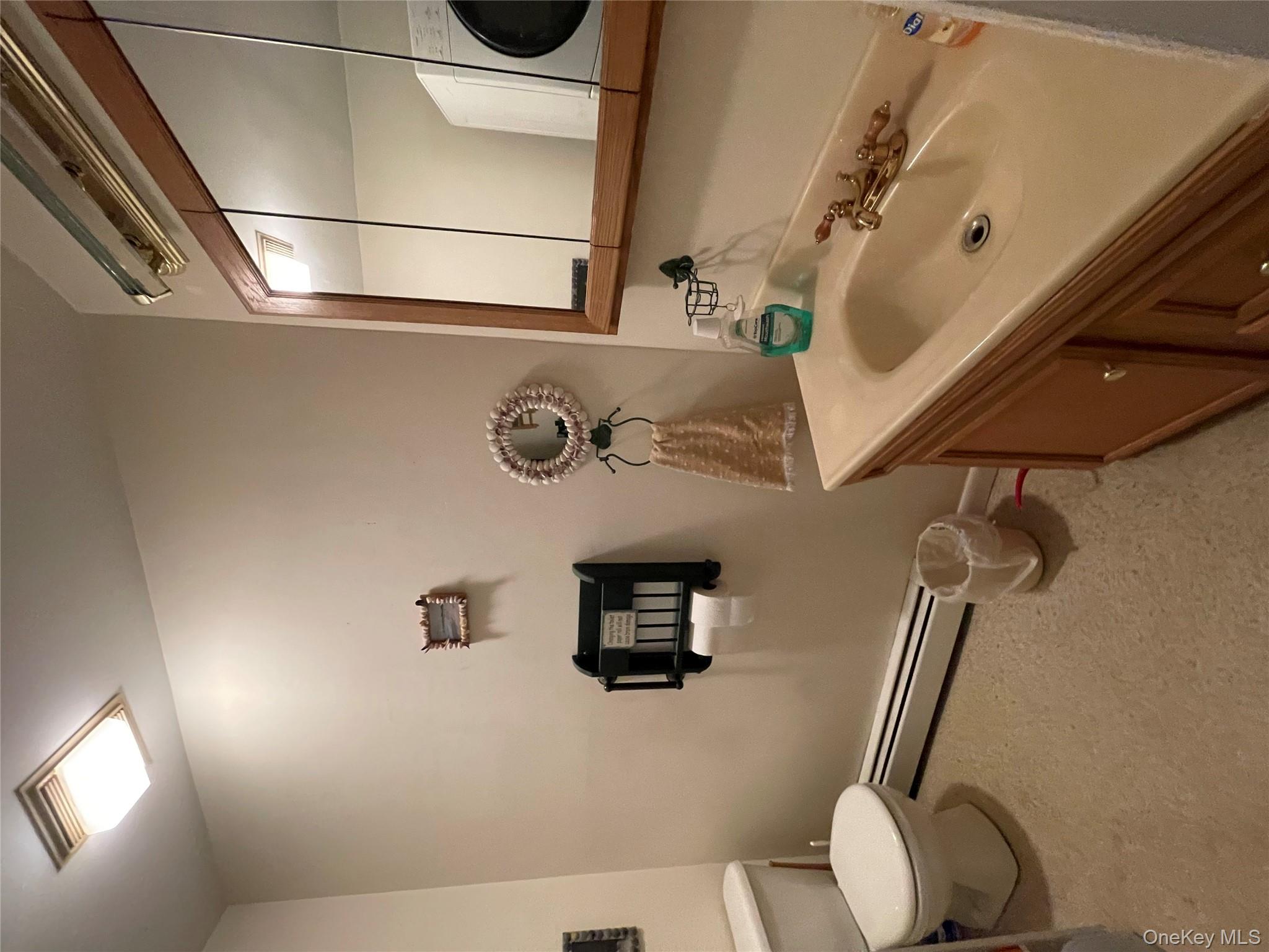 710 Hewitt Lane, New Windsor, NY 12553