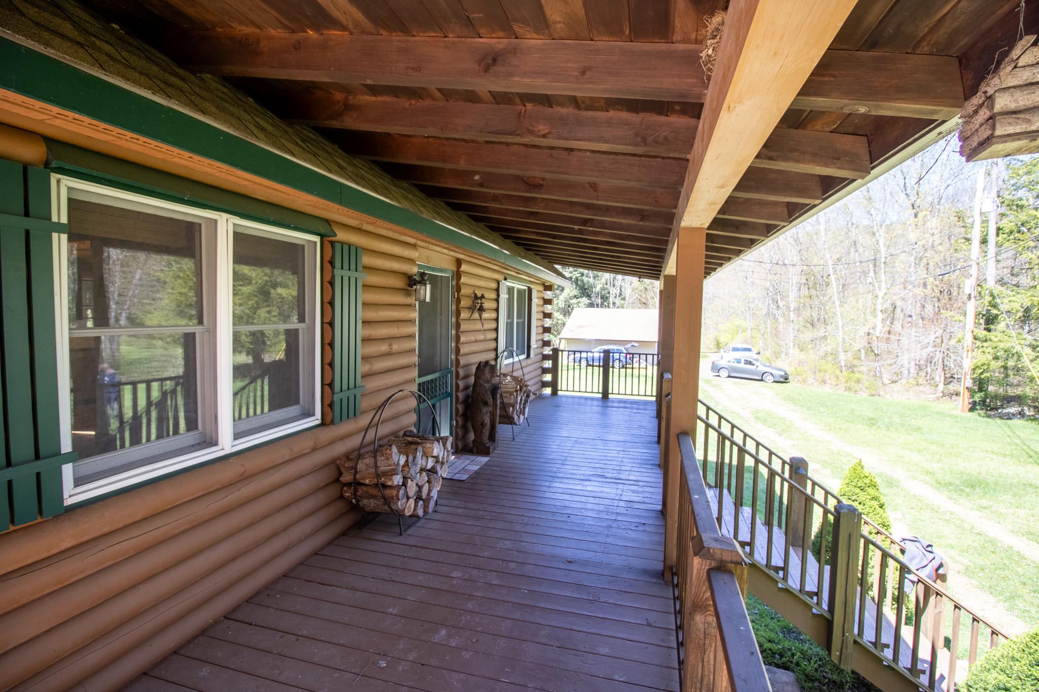 196 Glen Ellyn Road, Fremont Center, NY 12736