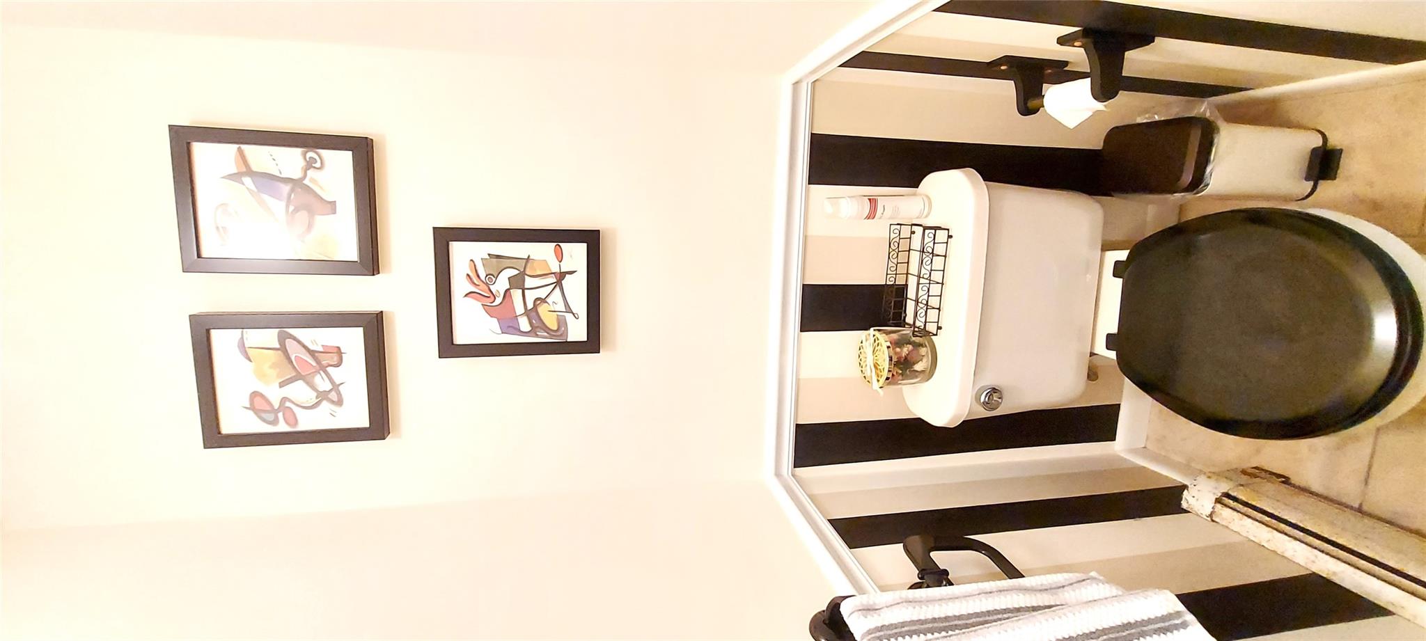 2 N Eckerson Lane, Spring Valley, NY 10977