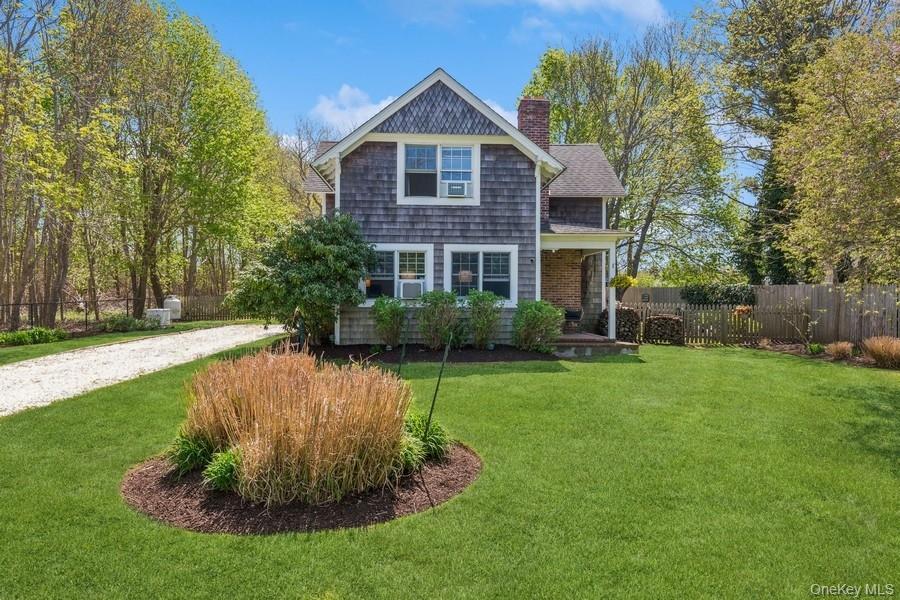 3320 Oregon Road, Mattituck, NY 11952