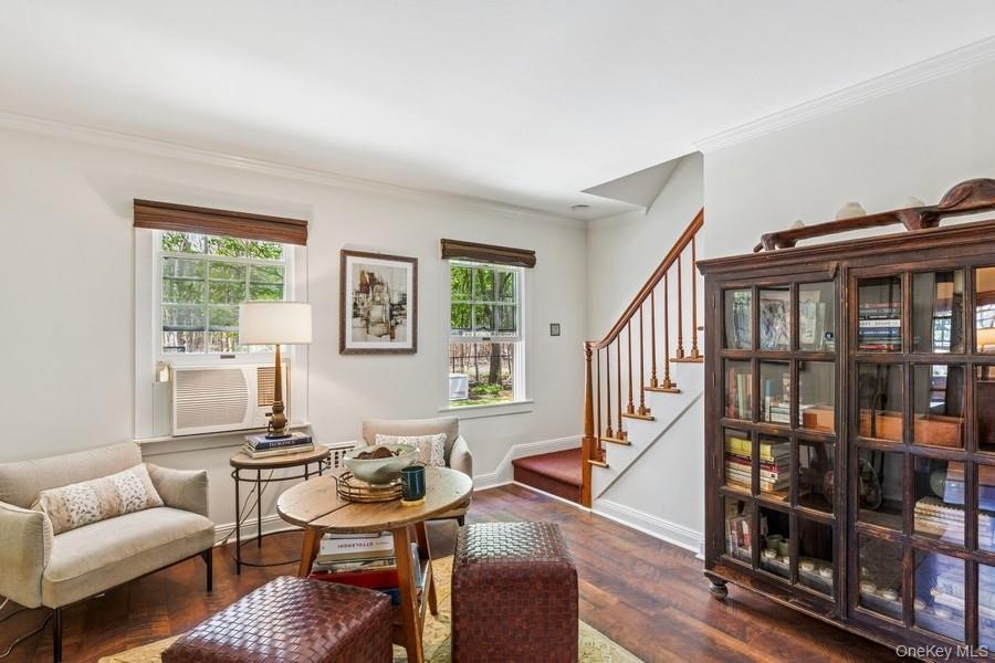 3320 Oregon Road, Mattituck, NY 11952