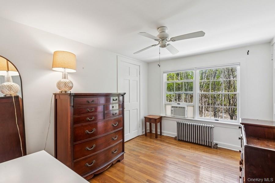 3320 Oregon Road, Mattituck, NY 11952