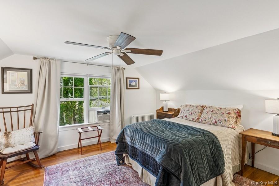 3320 Oregon Road, Mattituck, NY 11952