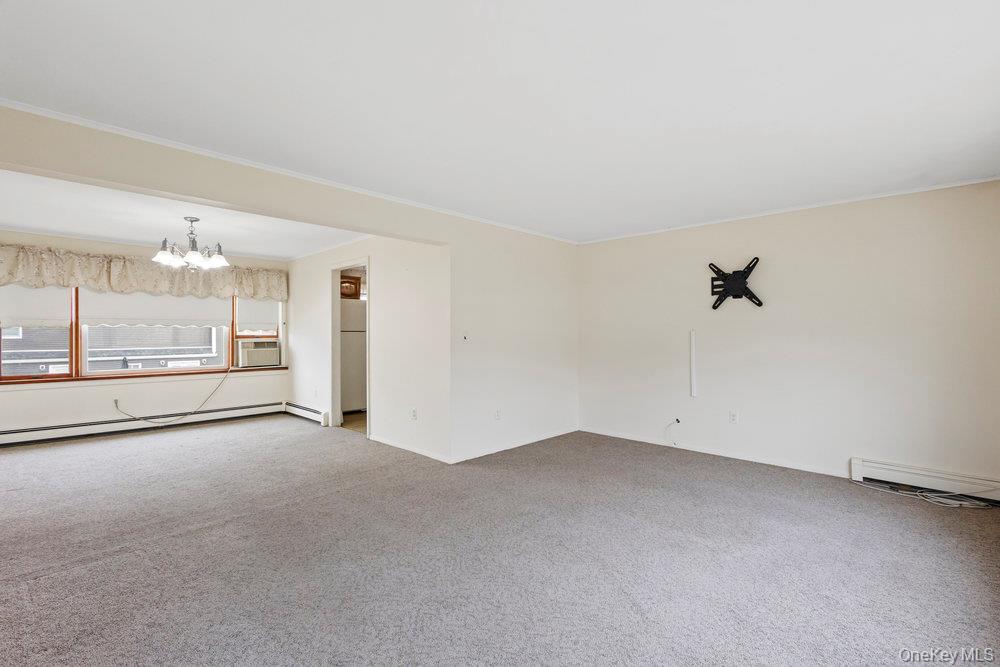 345 N Wisconsin Avenue, Massapequa, NY 11758