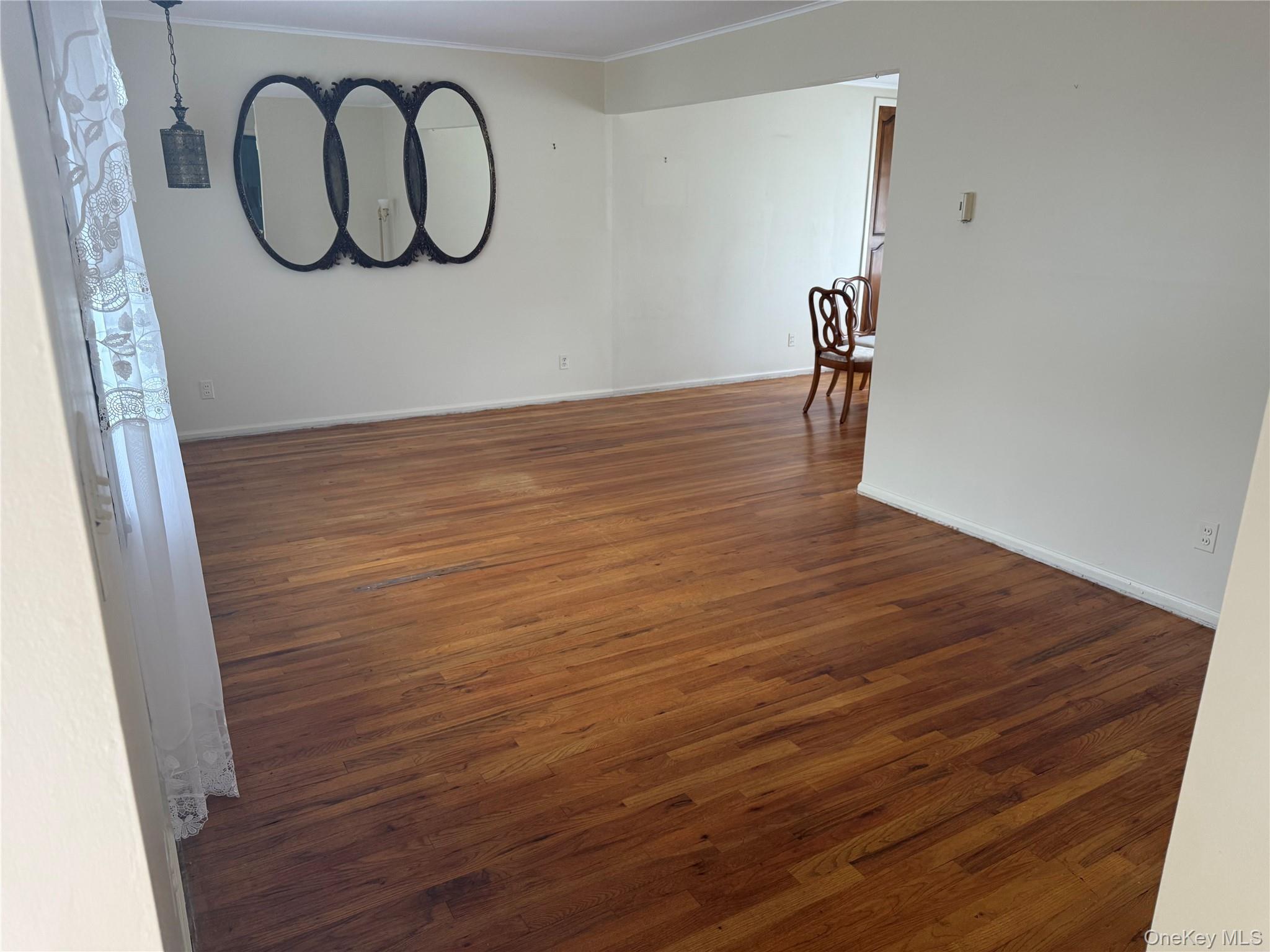 345 N Wisconsin Avenue, Massapequa, NY 11758