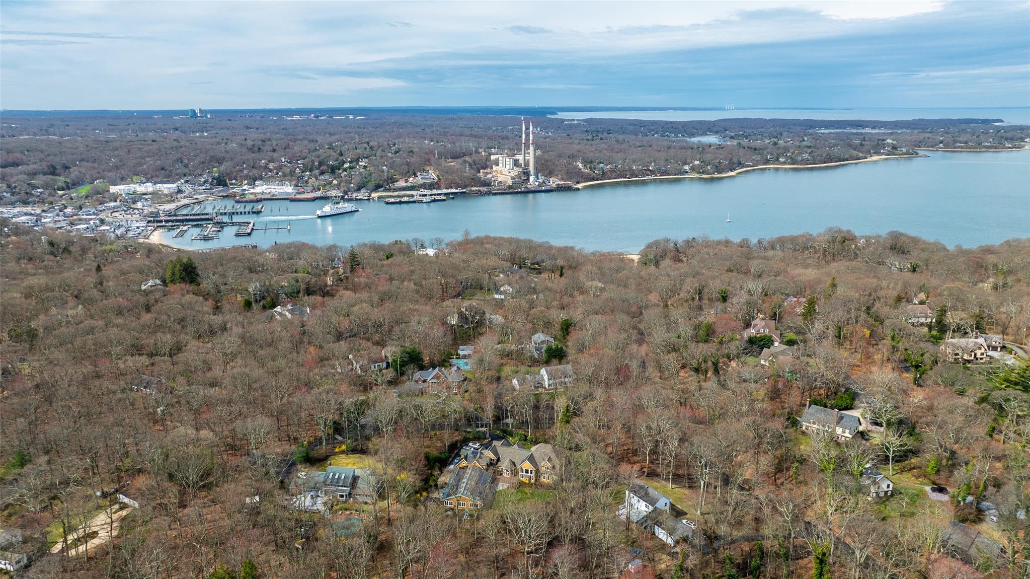 1 Uva Way, Port Jefferson, NY 11777