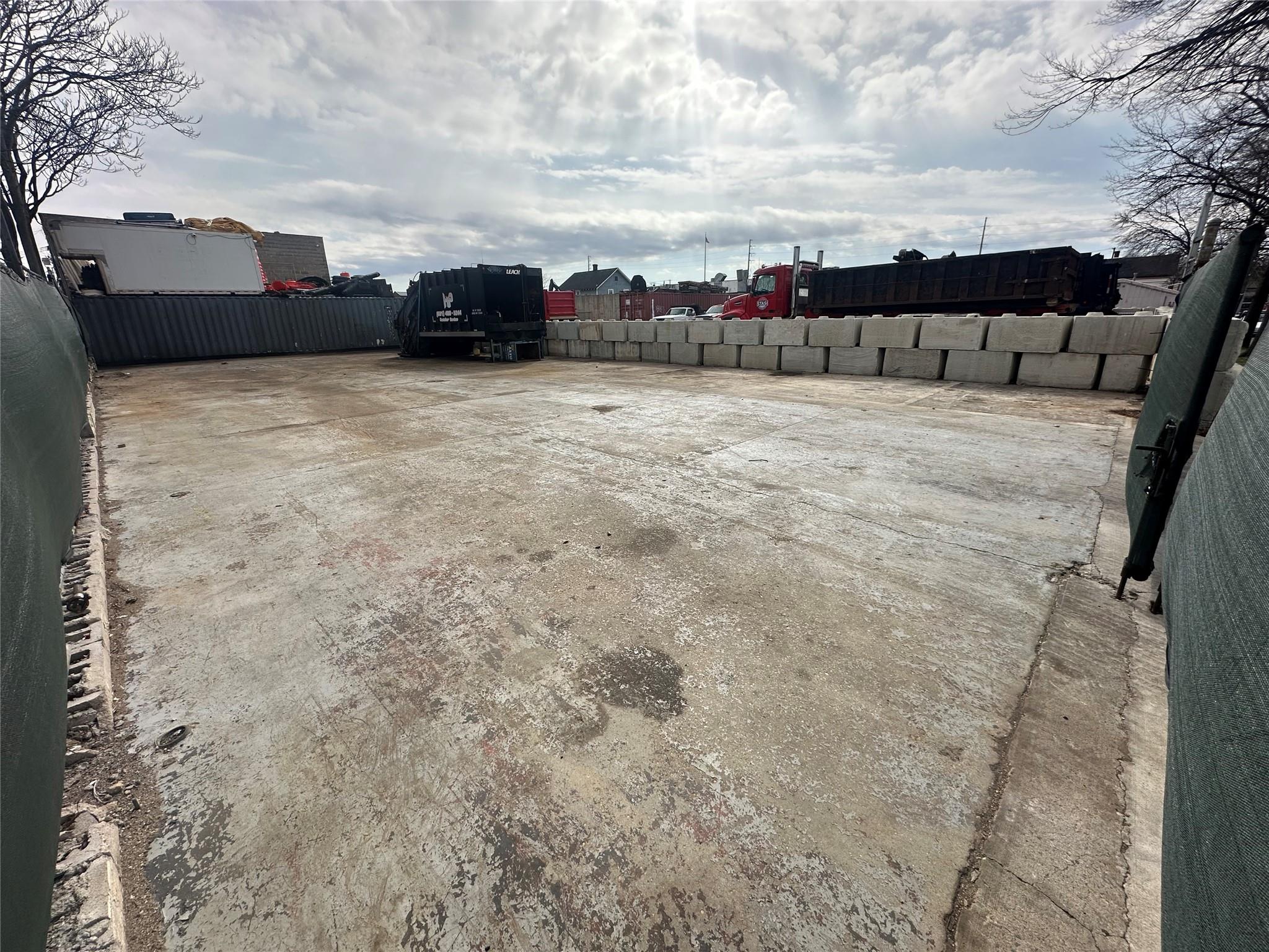 180 Linden Avenue, Westbury, NY 11590