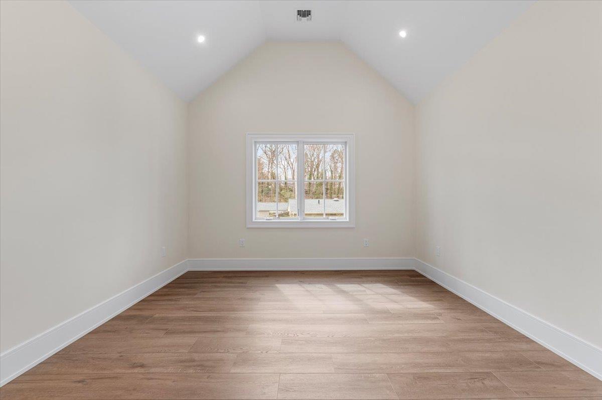 23 Russet Lane, Huntington, NY 11743