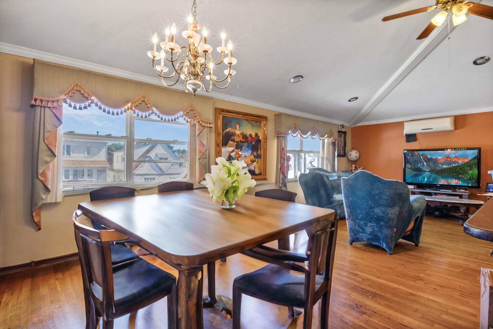 13506 62nd Road Road, Flushing, NY 11367