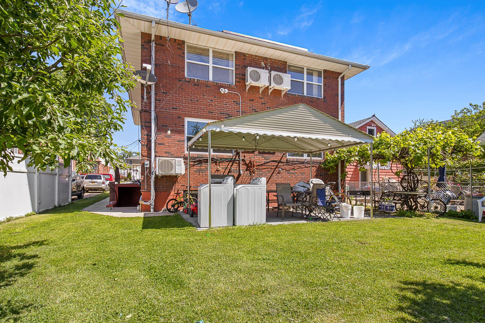 13506 62nd Road Road, Flushing, NY 11367