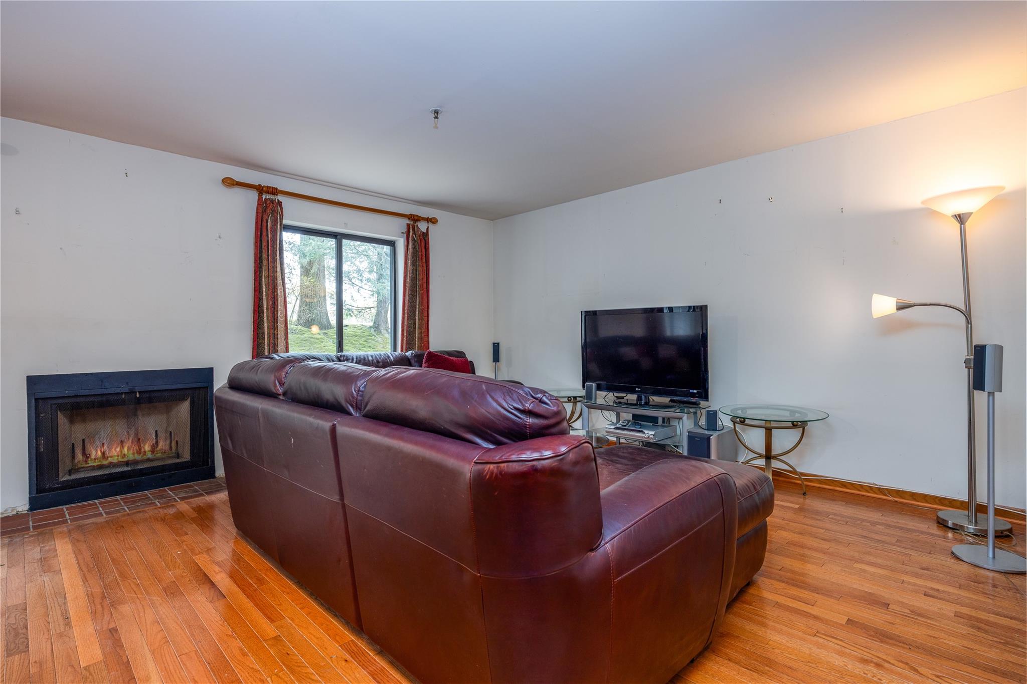 113 Stone Oaks Drive, Hartsdale, NY 10530