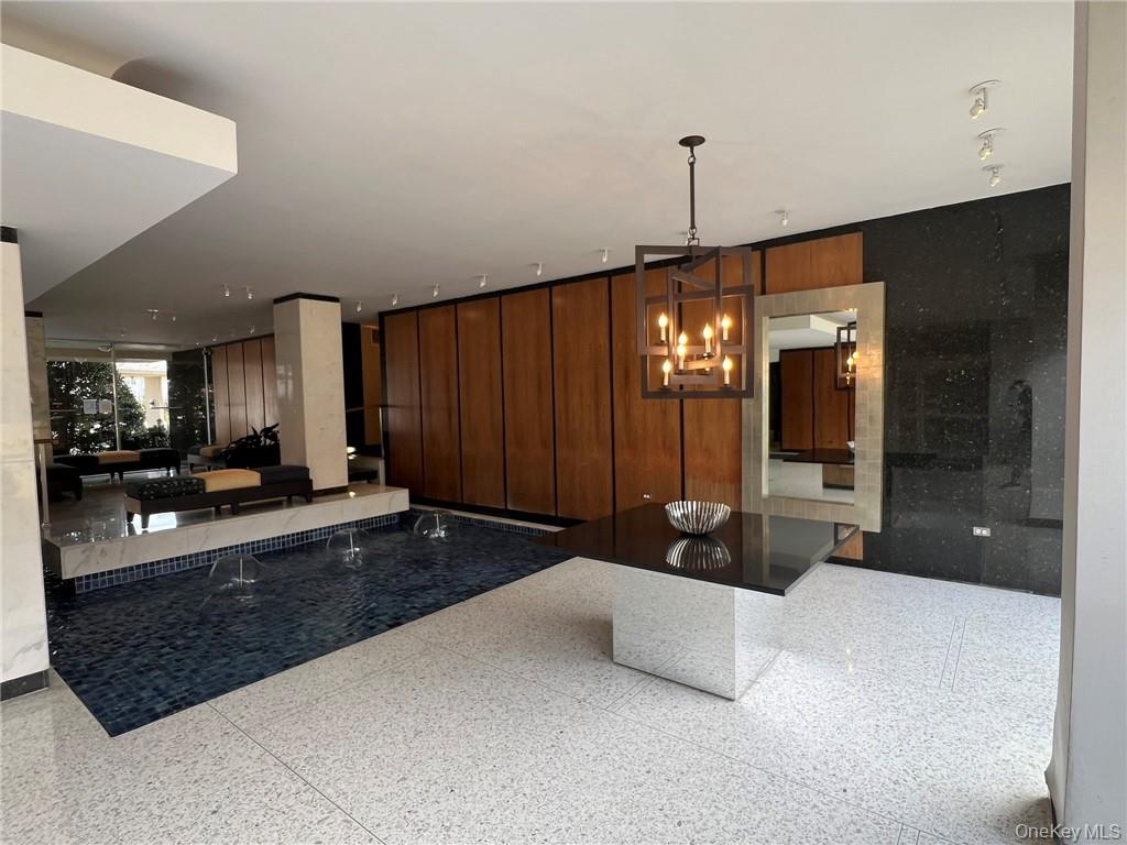 166-25 Powells Cove Boulevard # 8E, Beechhurst, NY 11357