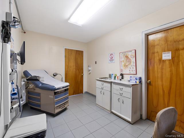 1214 Pelham Parkway S, Bronx, NY 10461