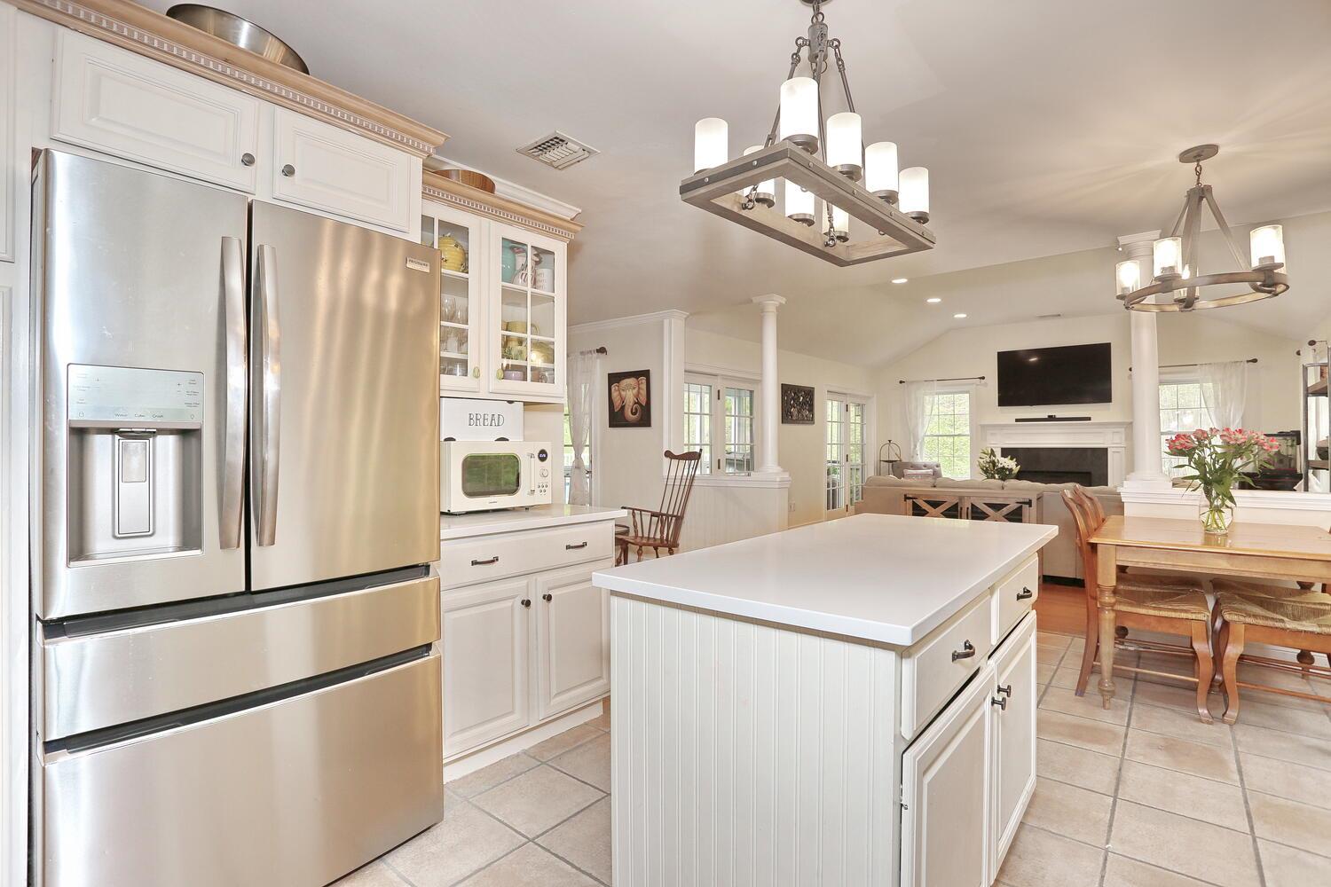 43 Hickory Road, Sloatsburg, NY 10974