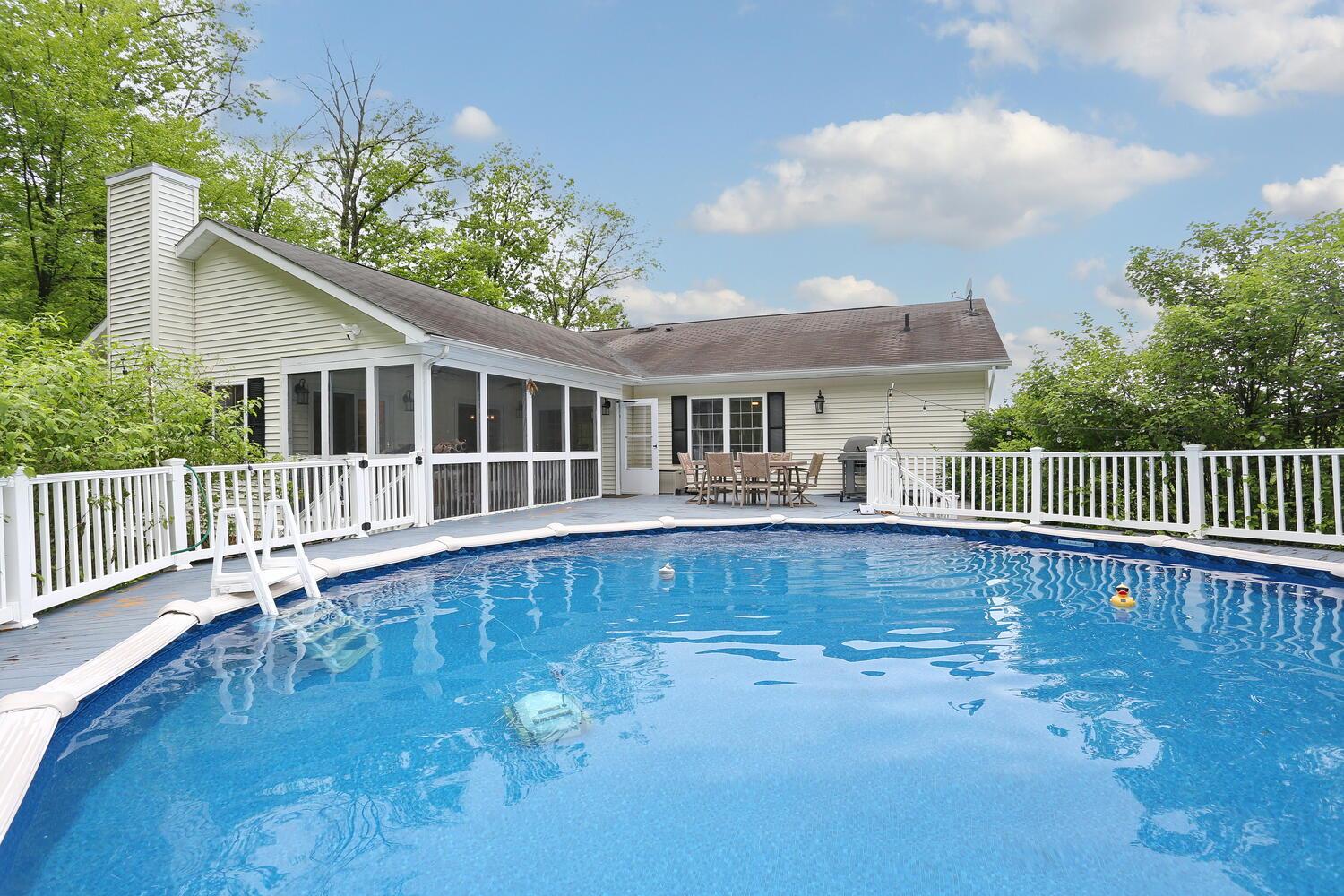 43 Hickory Road, Sloatsburg, NY 10974