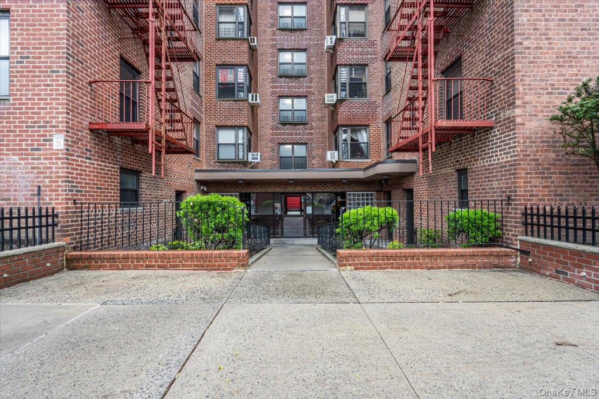 32-42 89th Street # C206, East Elmhurst, NY 11369