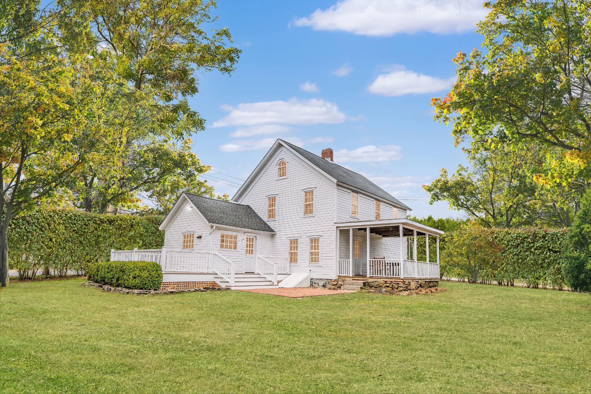 45 W Neck Road, Shelter Island, NY 11964