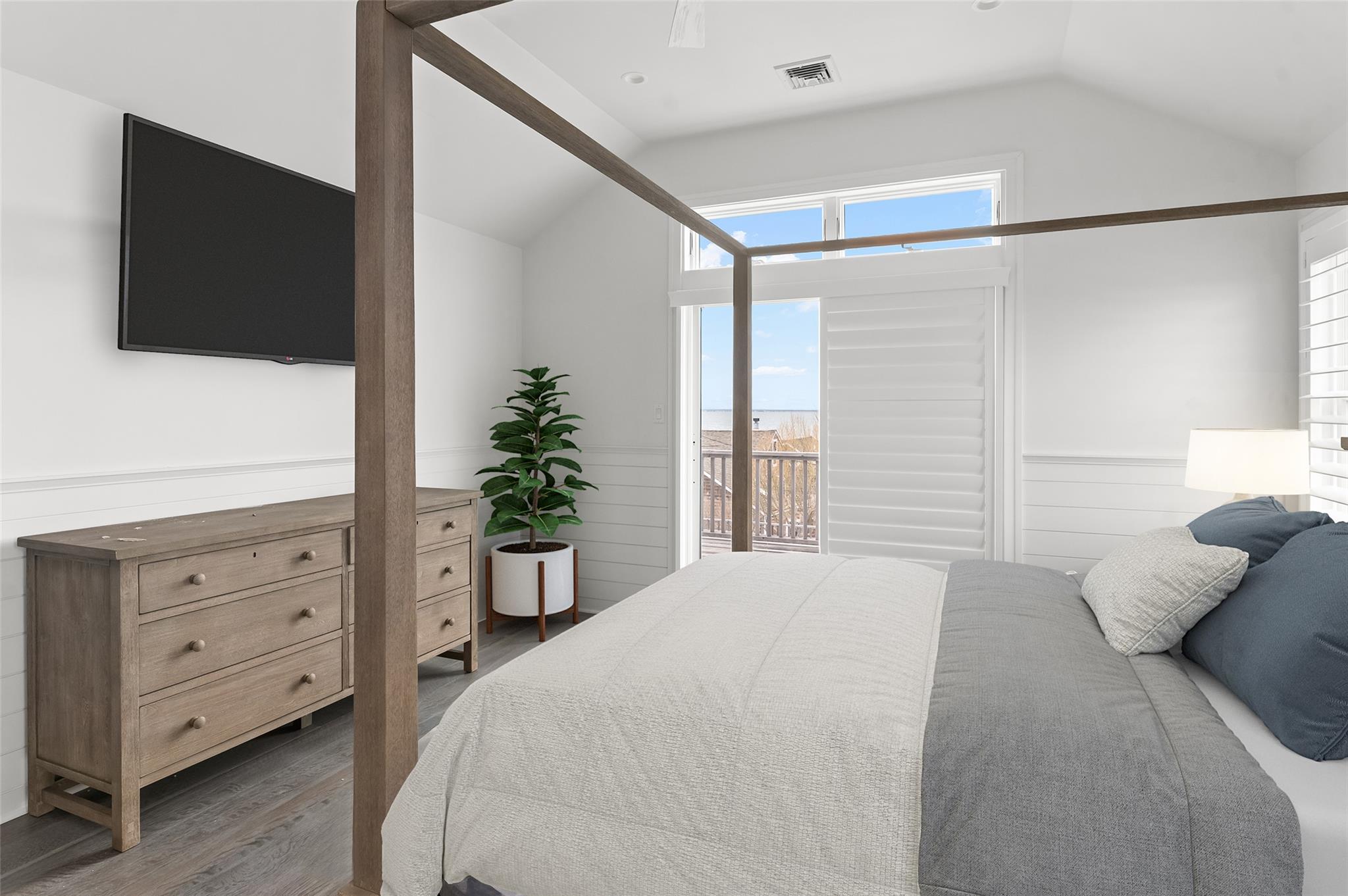 329 Bay Walk, Ocean Beach, NY 11770