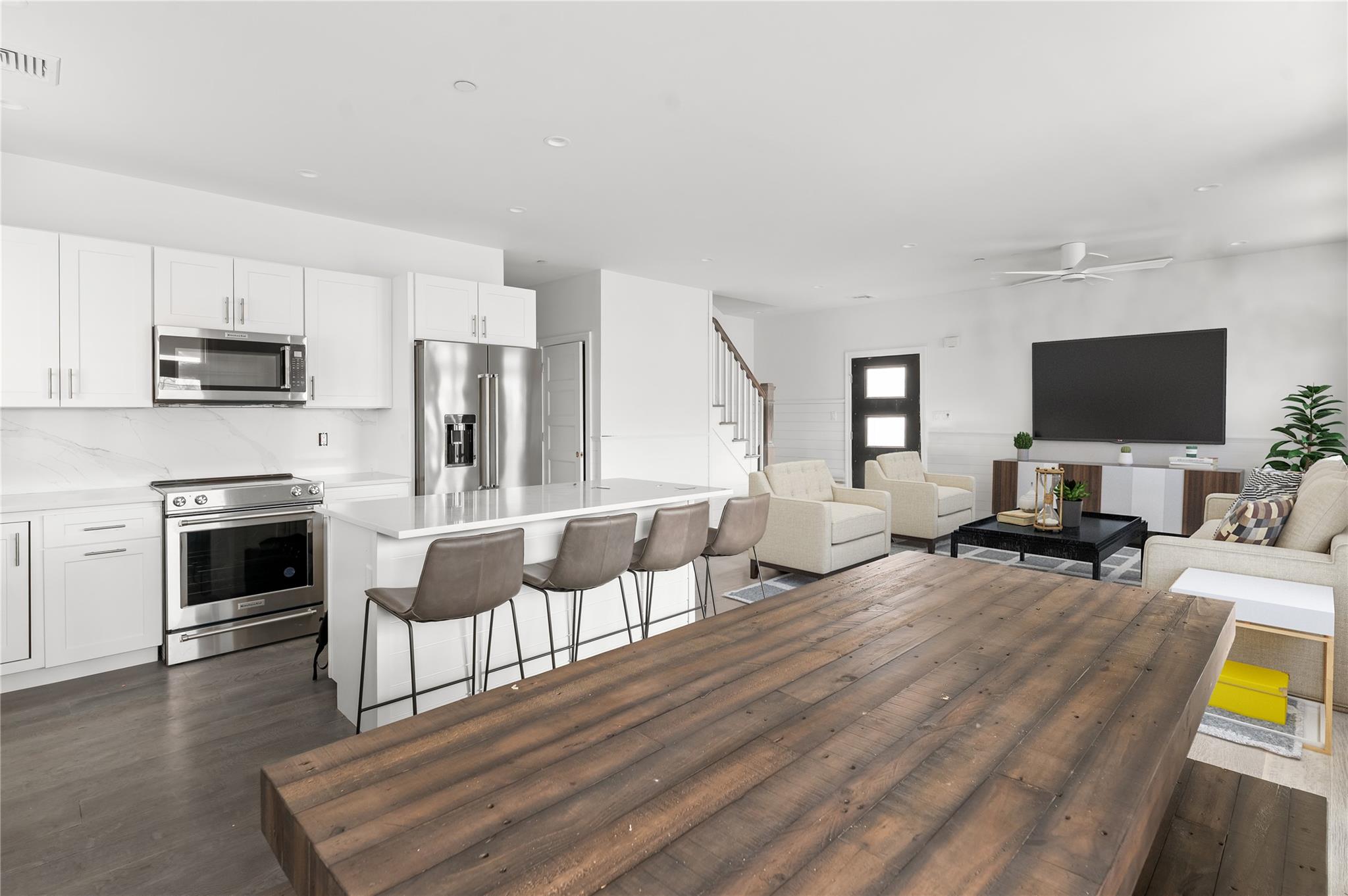 329 Bay Walk, Ocean Beach, NY 11770