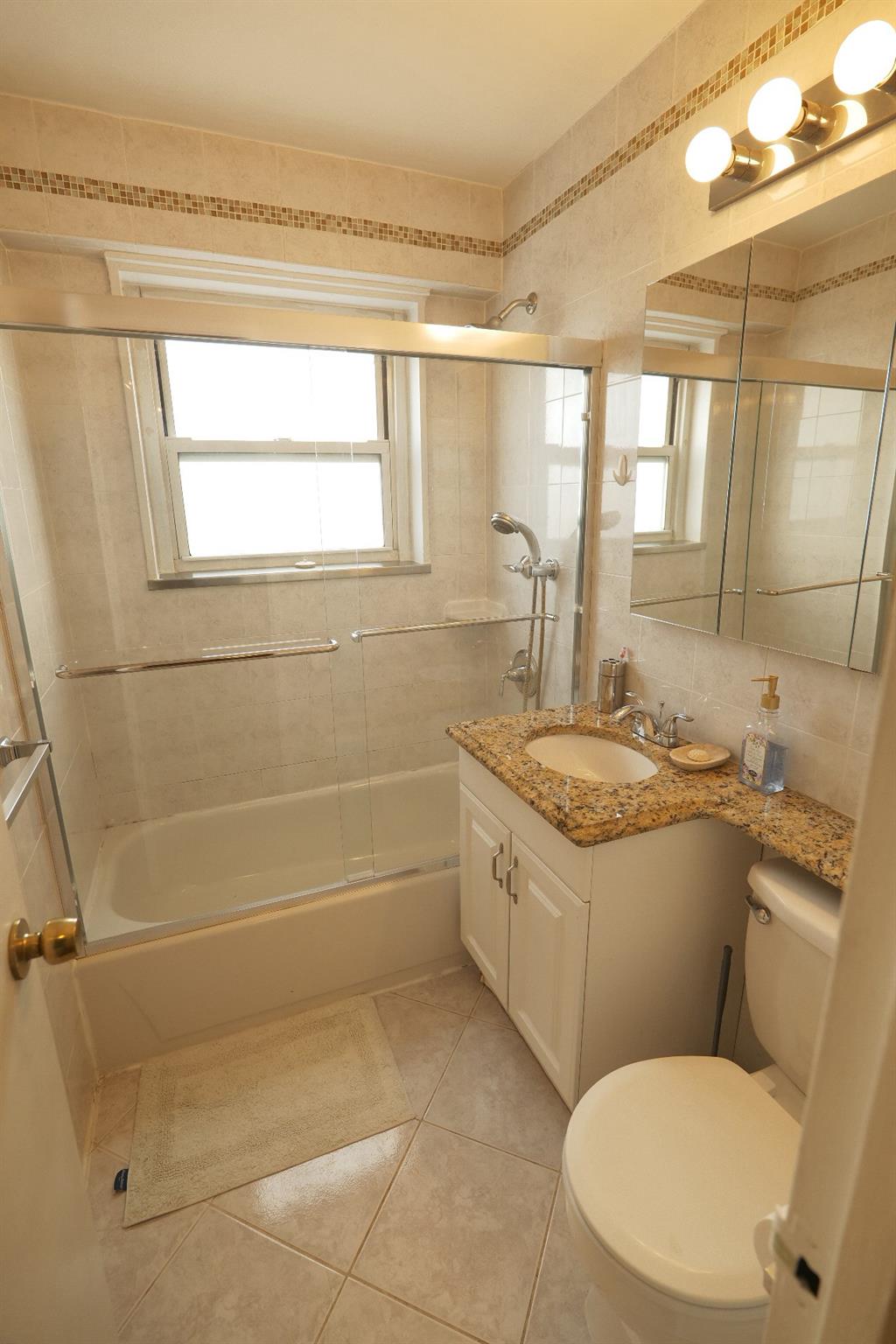 72-35 112th Street # 12B, Forest Hills, NY 11375