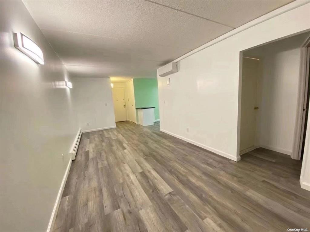143-45 Barclay Avenue # B5, Flushing, NY 11355