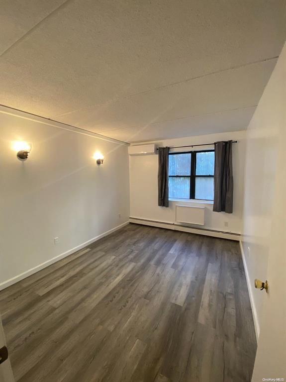 143-45 Barclay Avenue # B5, Flushing, NY 11355