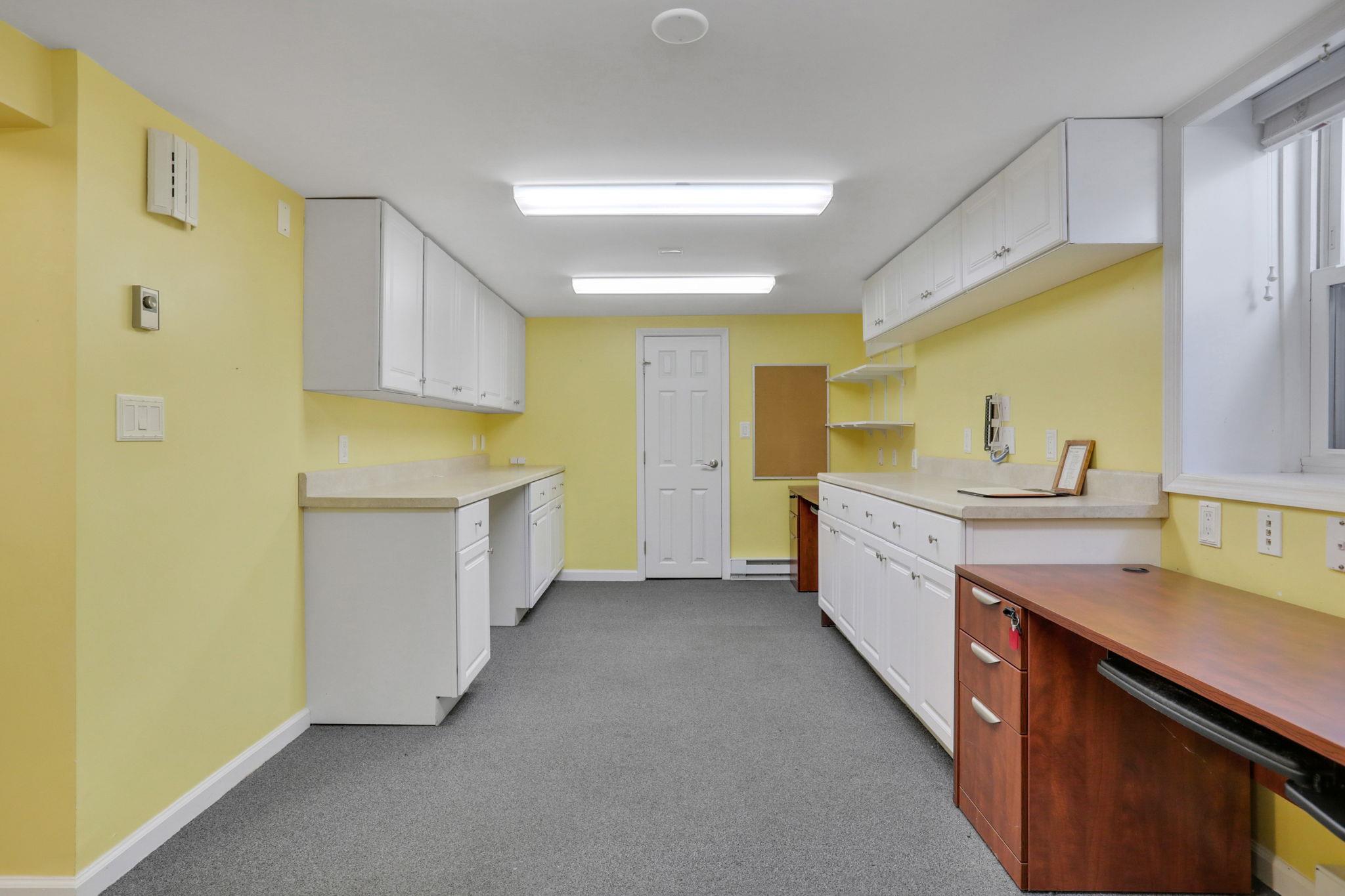 411 Albany Avenue, Kingston, NY 12401