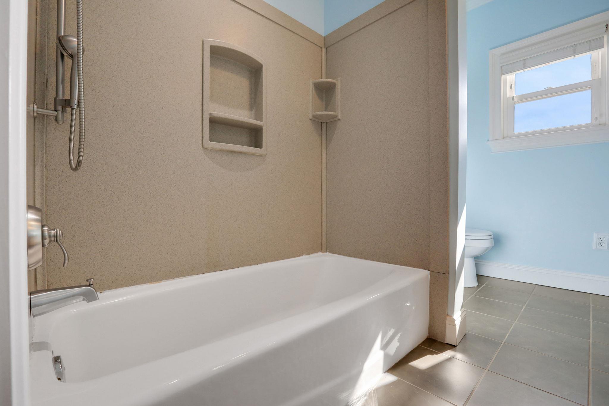 411 Albany Avenue, Kingston, NY 12401