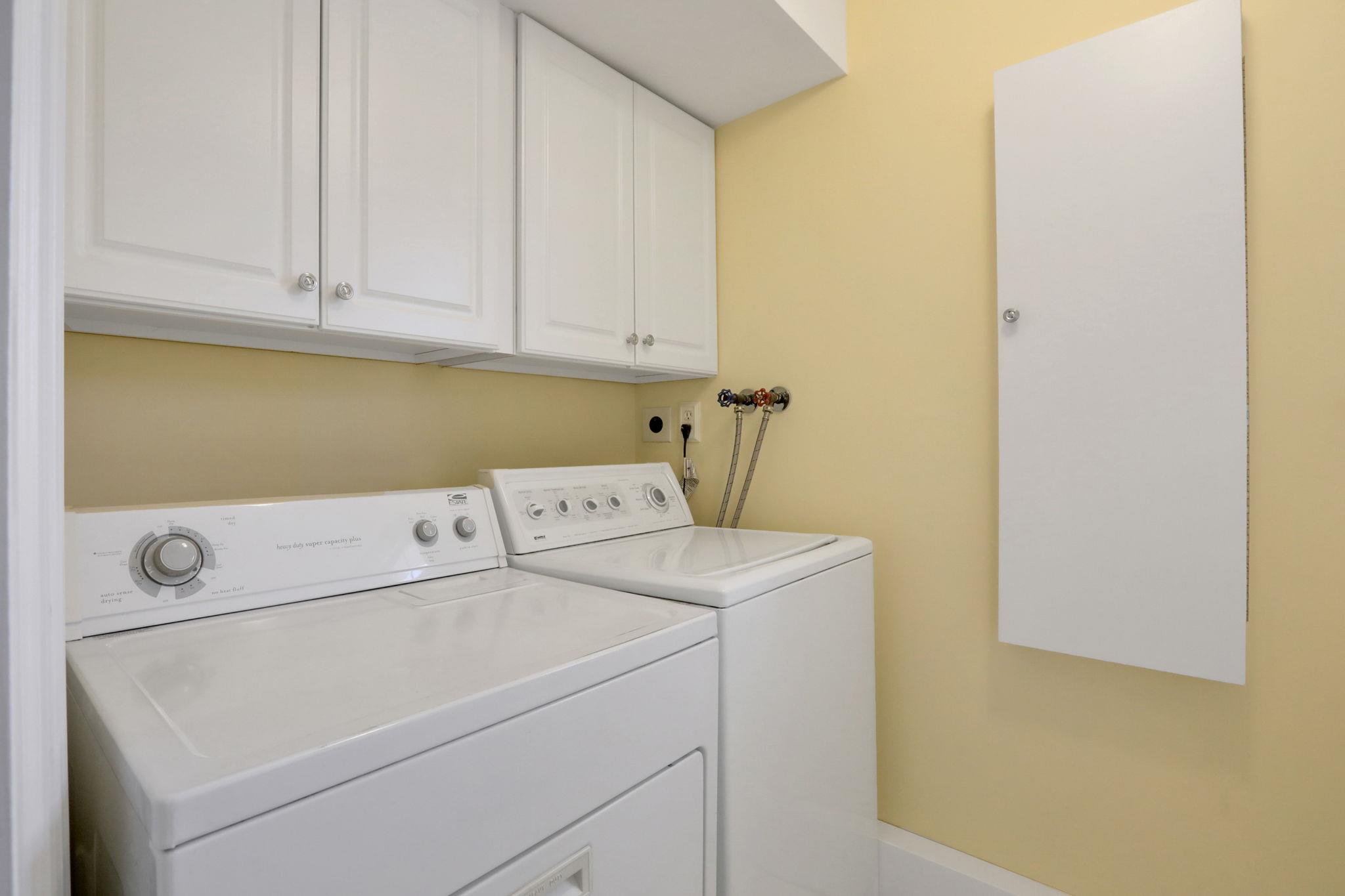 411 Albany Avenue, Kingston, NY 12401