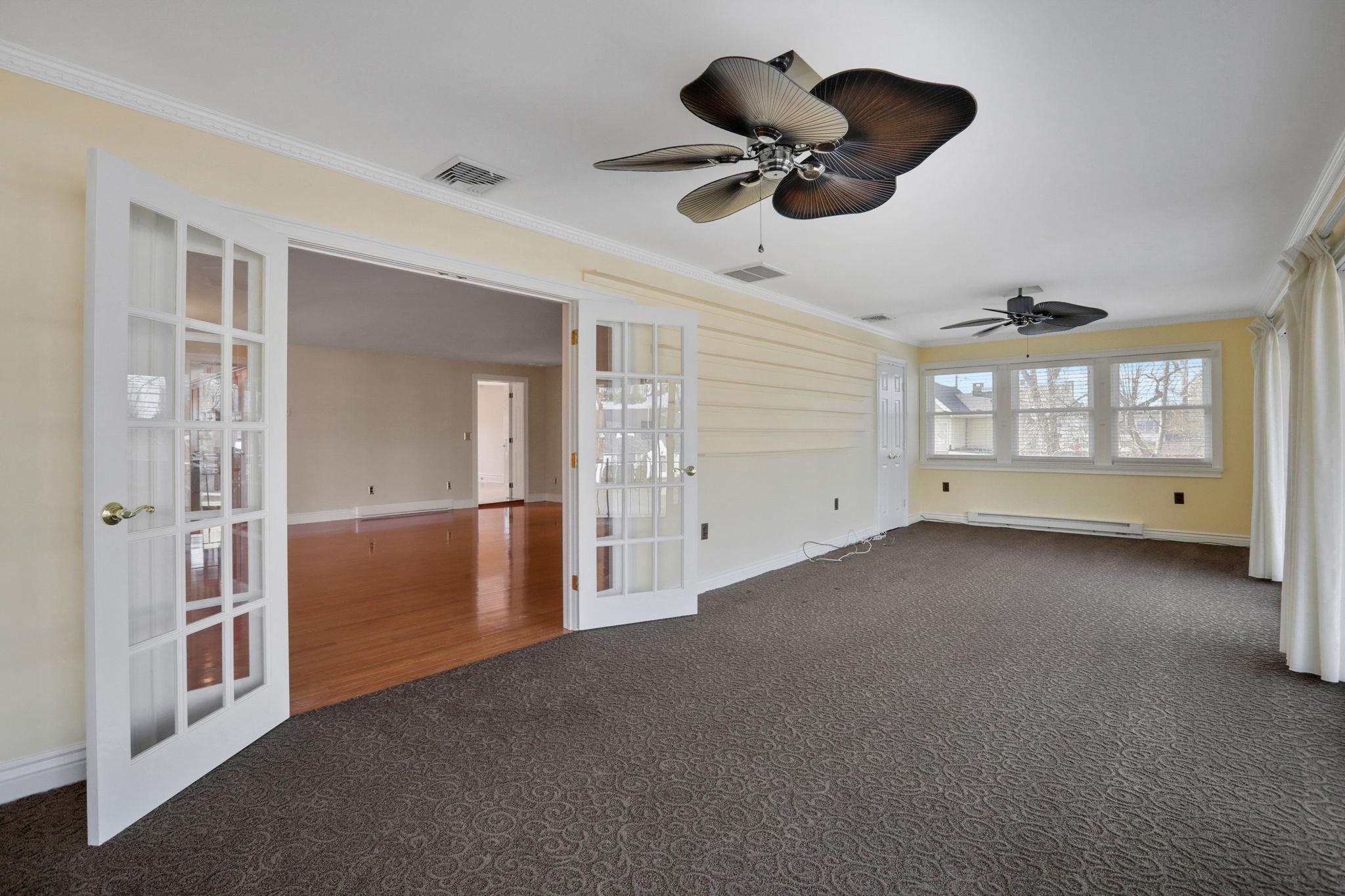 411 Albany Avenue, Kingston, NY 12401