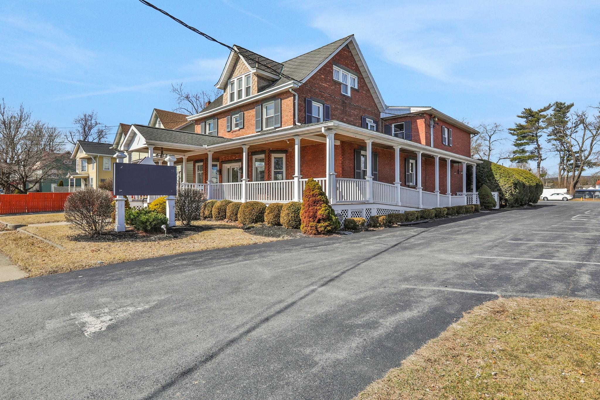 411 Albany Avenue, Kingston, NY 12401