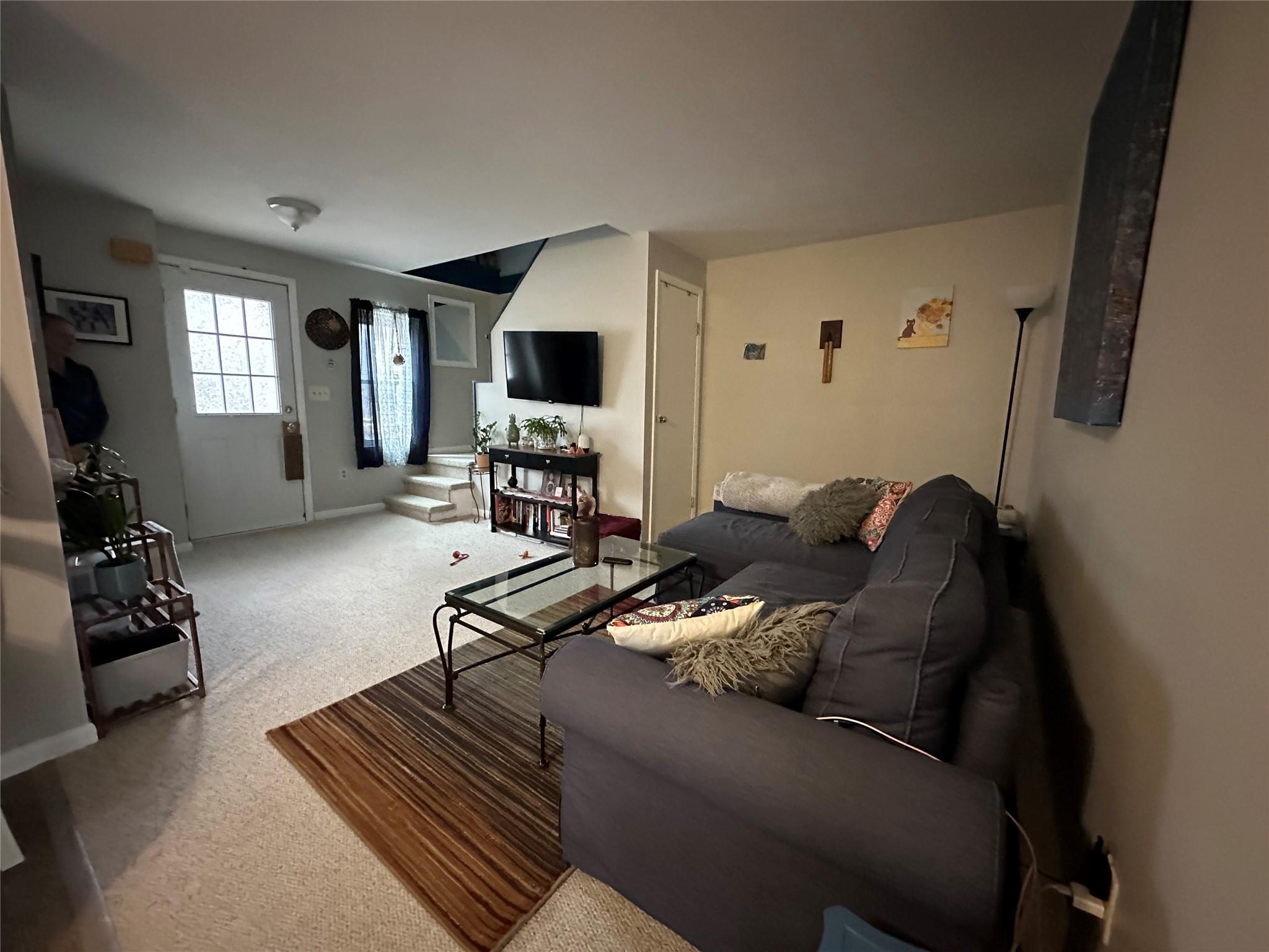 451 New Paltz, Highland, NY 12528