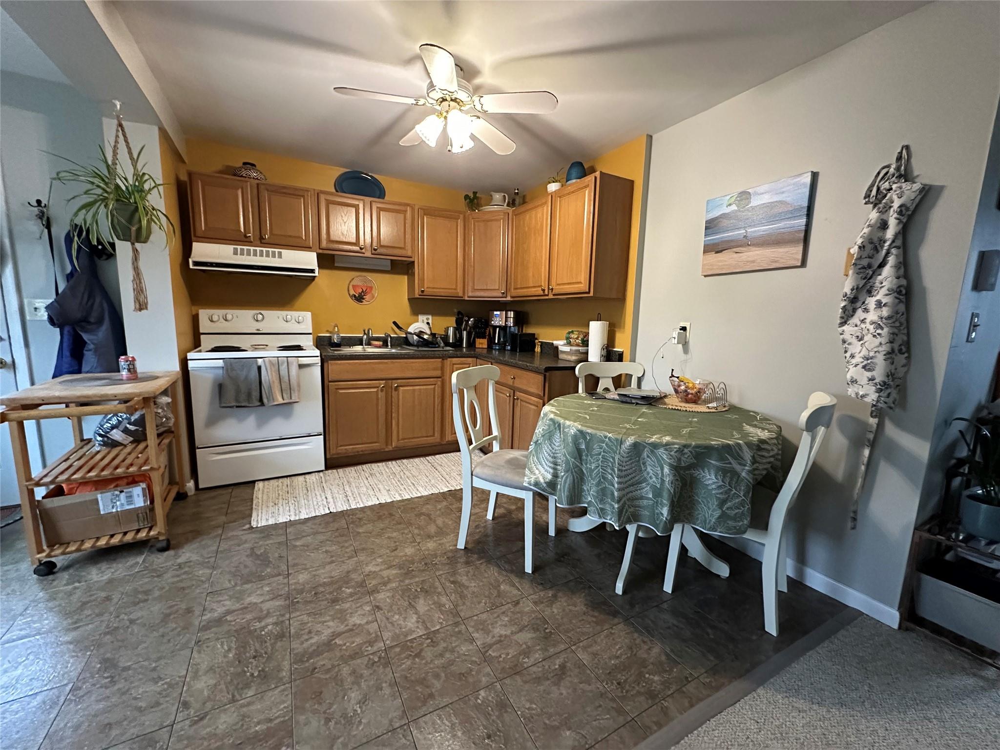 451 New Paltz, Highland, NY 12528