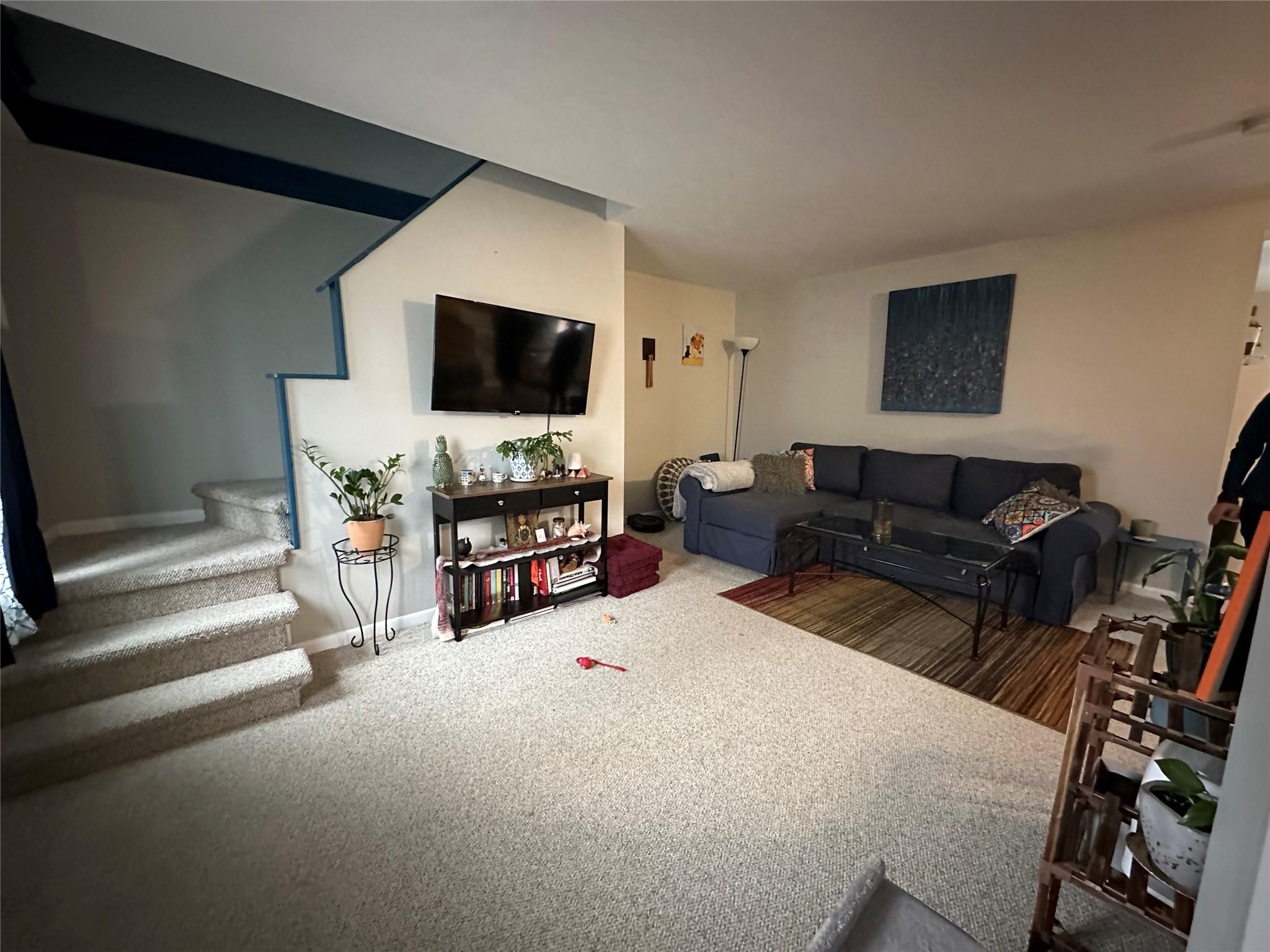 451 New Paltz, Highland, NY 12528