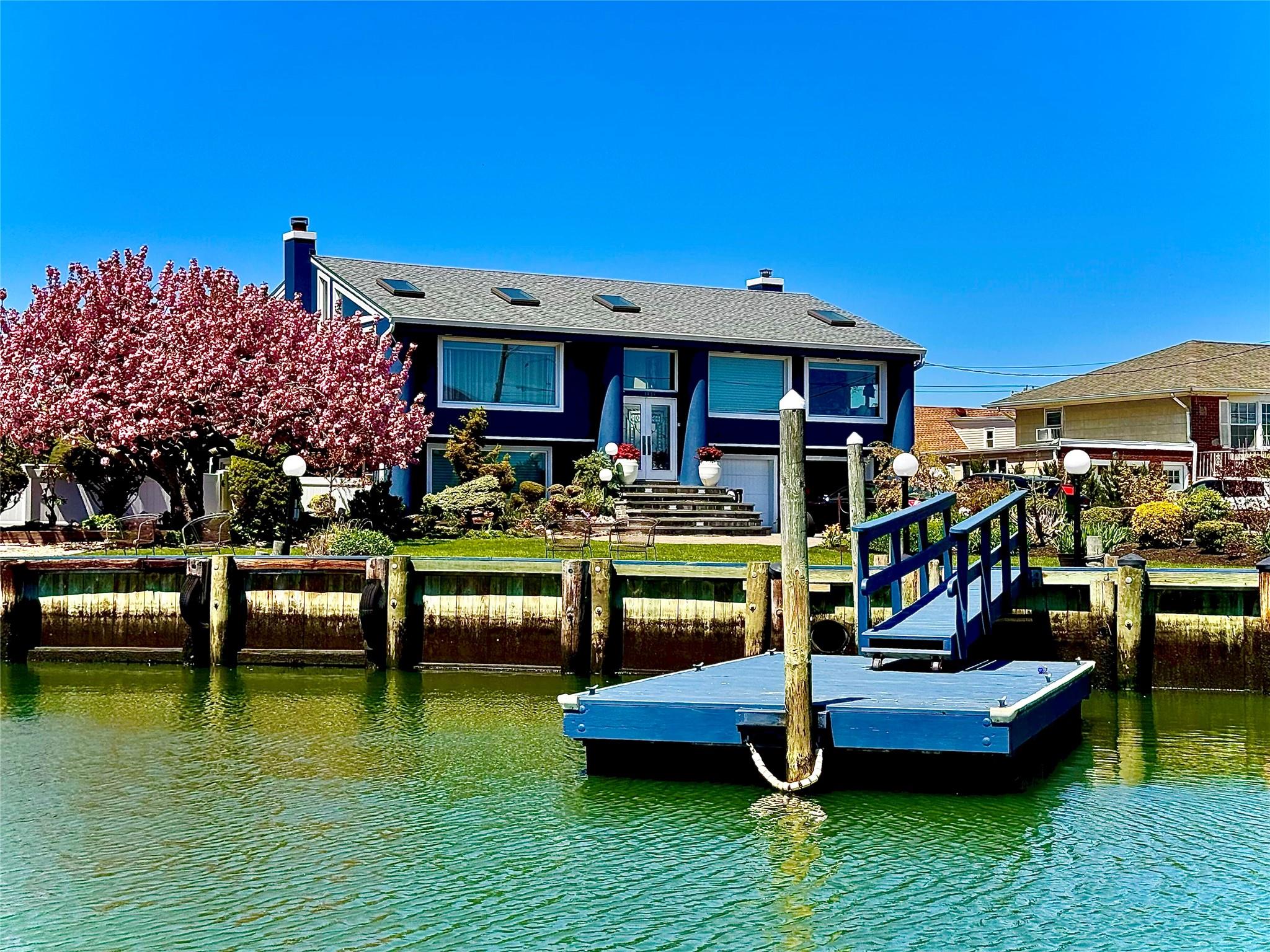 3434 Elliott Boulevard, Oceanside, NY 11572