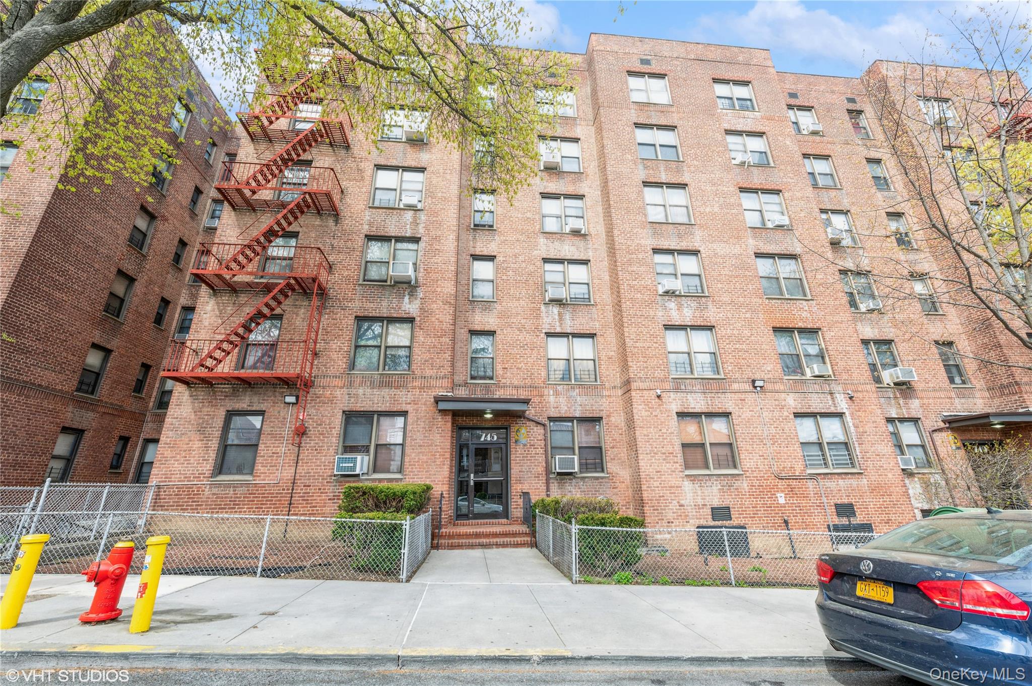 745 E 231 Street # 4A, Bronx, NY 10466