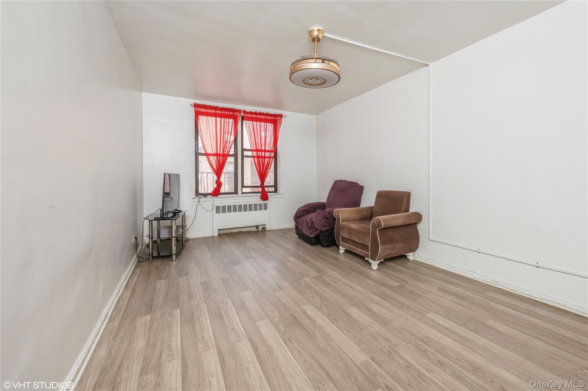 745 E 231 Street # 4A, Bronx, NY 10466