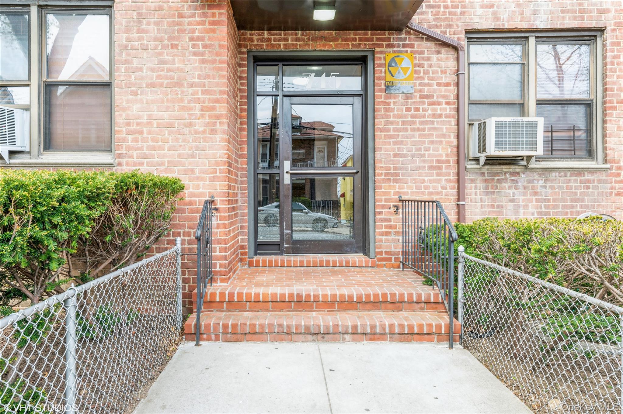 745 E 231 Street # 4A, Bronx, NY 10466