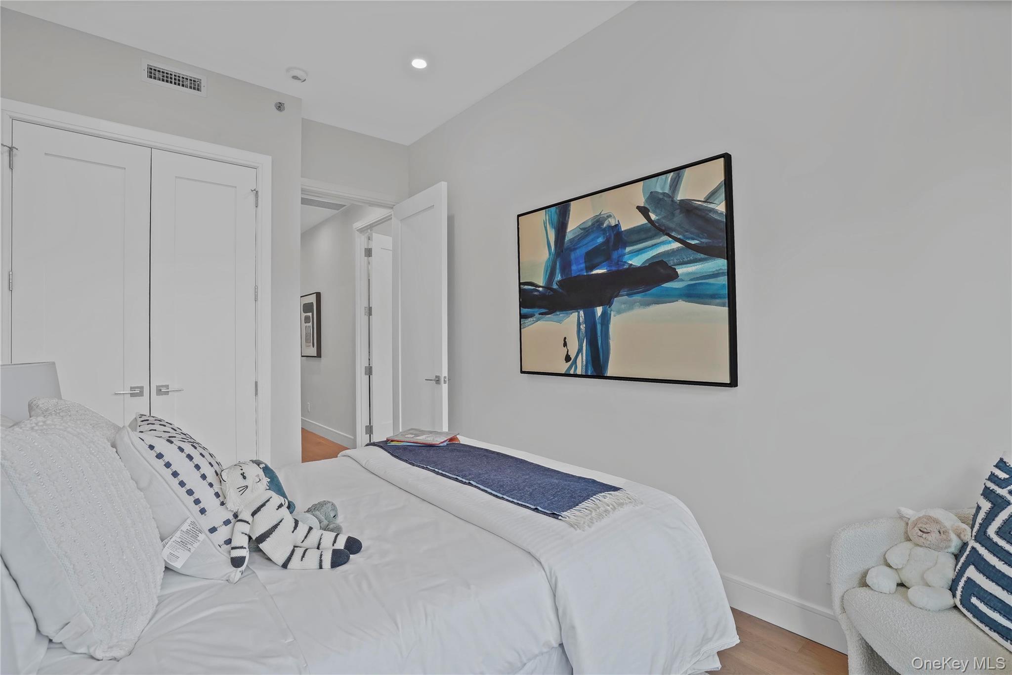 21-31 Shore Blvd # 2A, Astoria, NY 11105