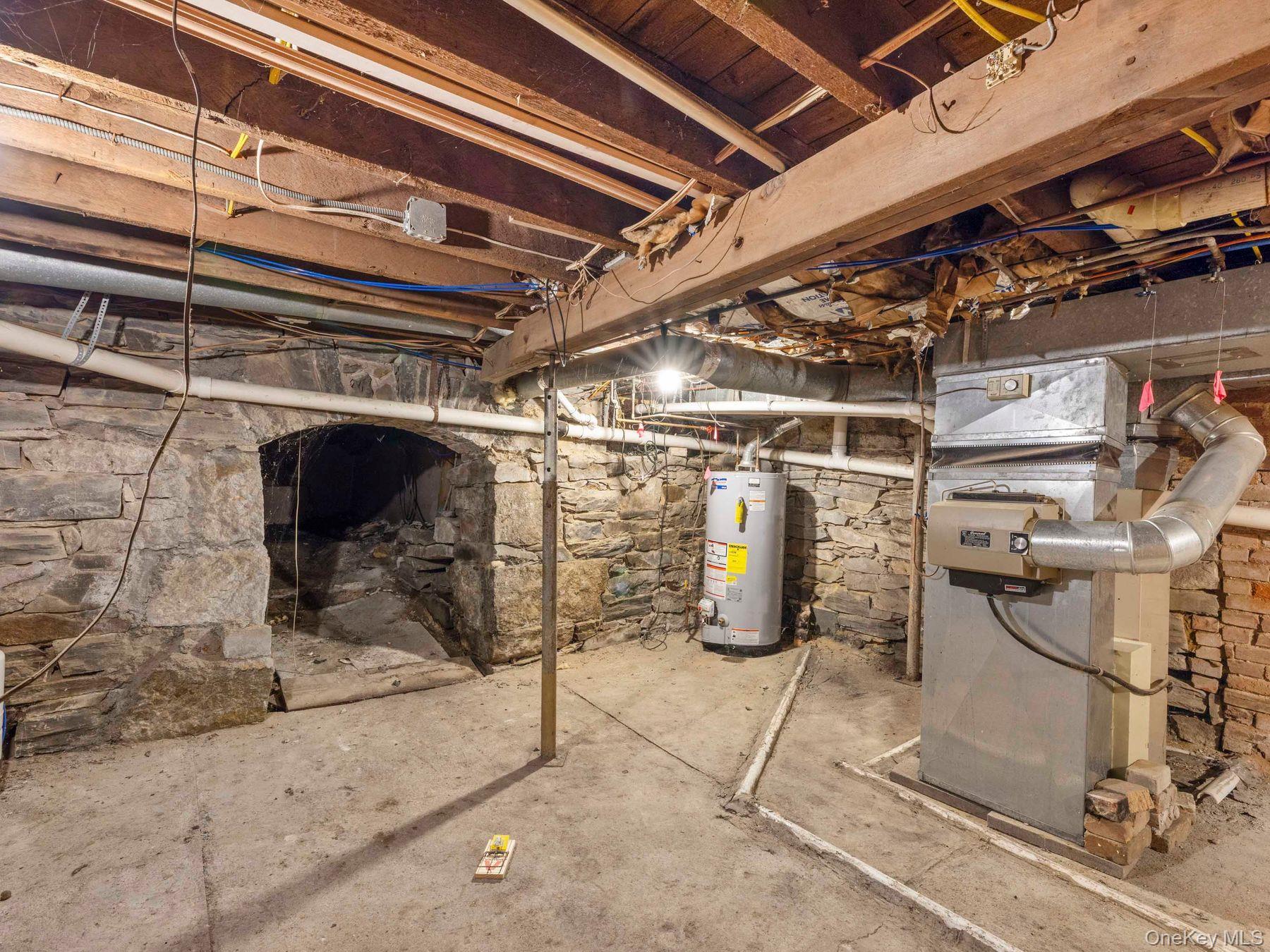 27 Brick Row, Athens, NY 12015