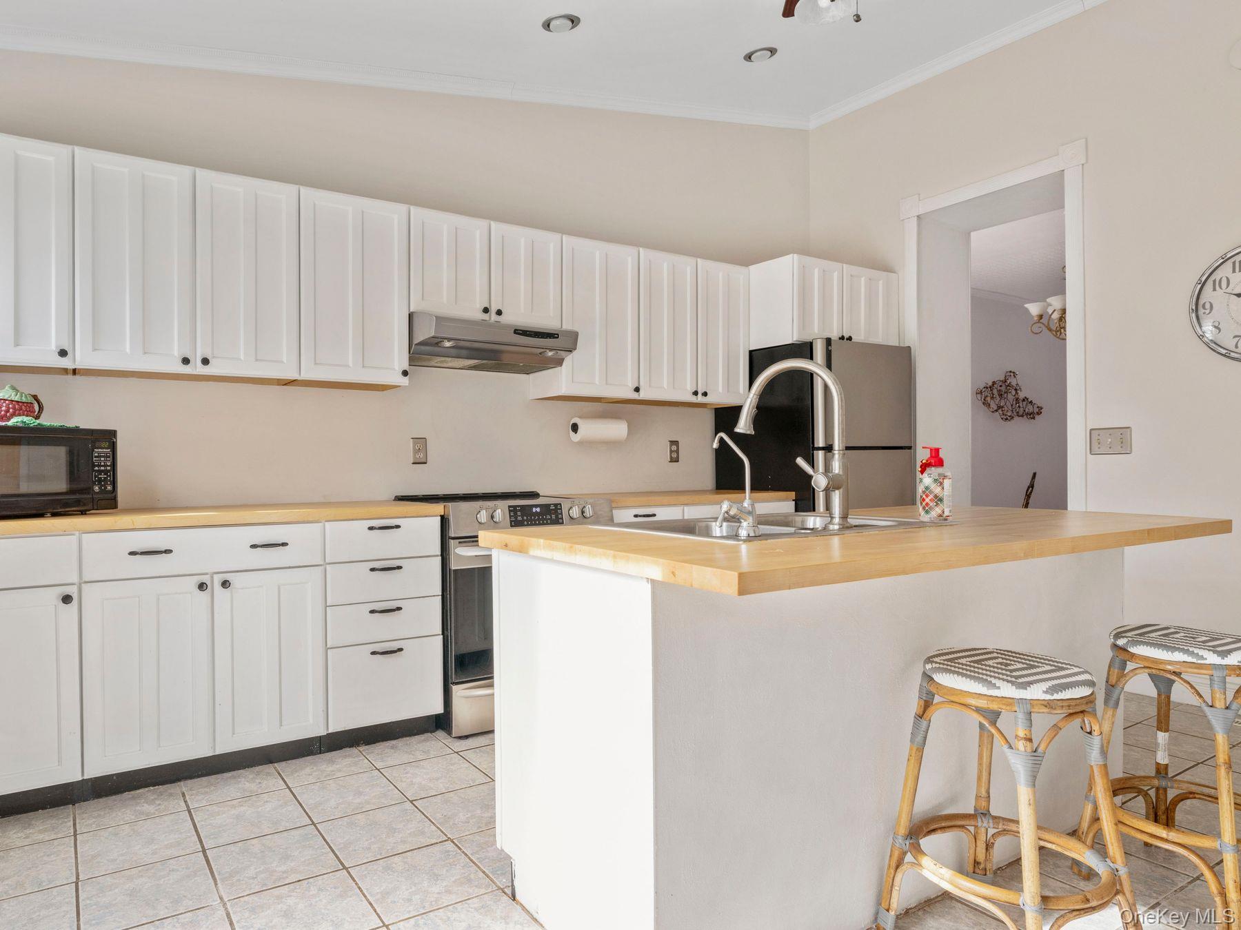 27 Brick Row, Athens, NY 12015